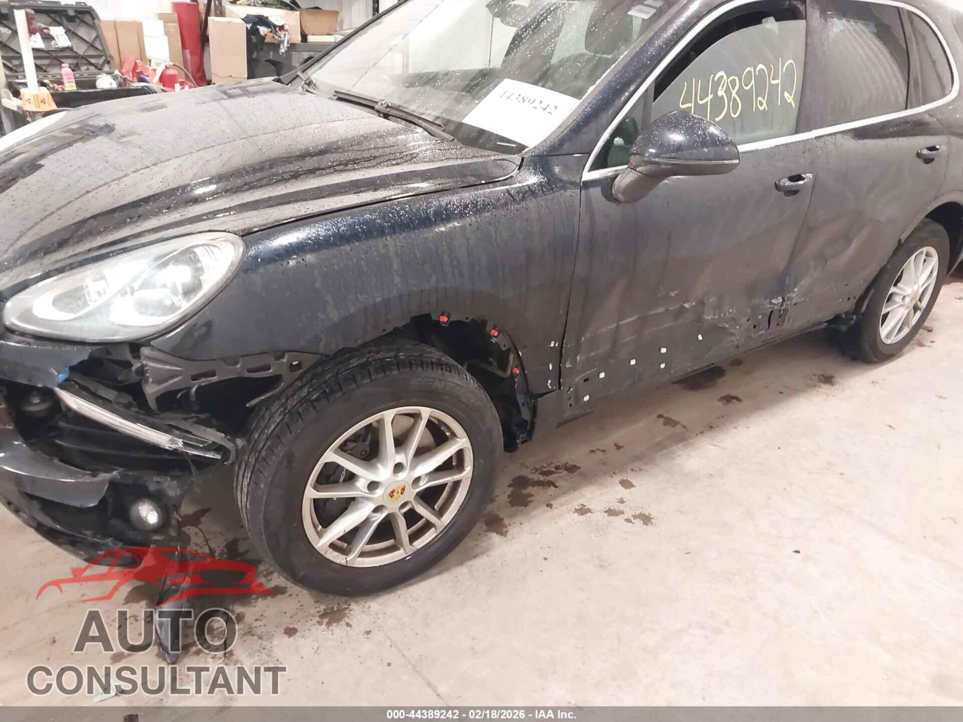 PORSCHE CAYENNE 2016 - WP1AA2A2XGKA13297