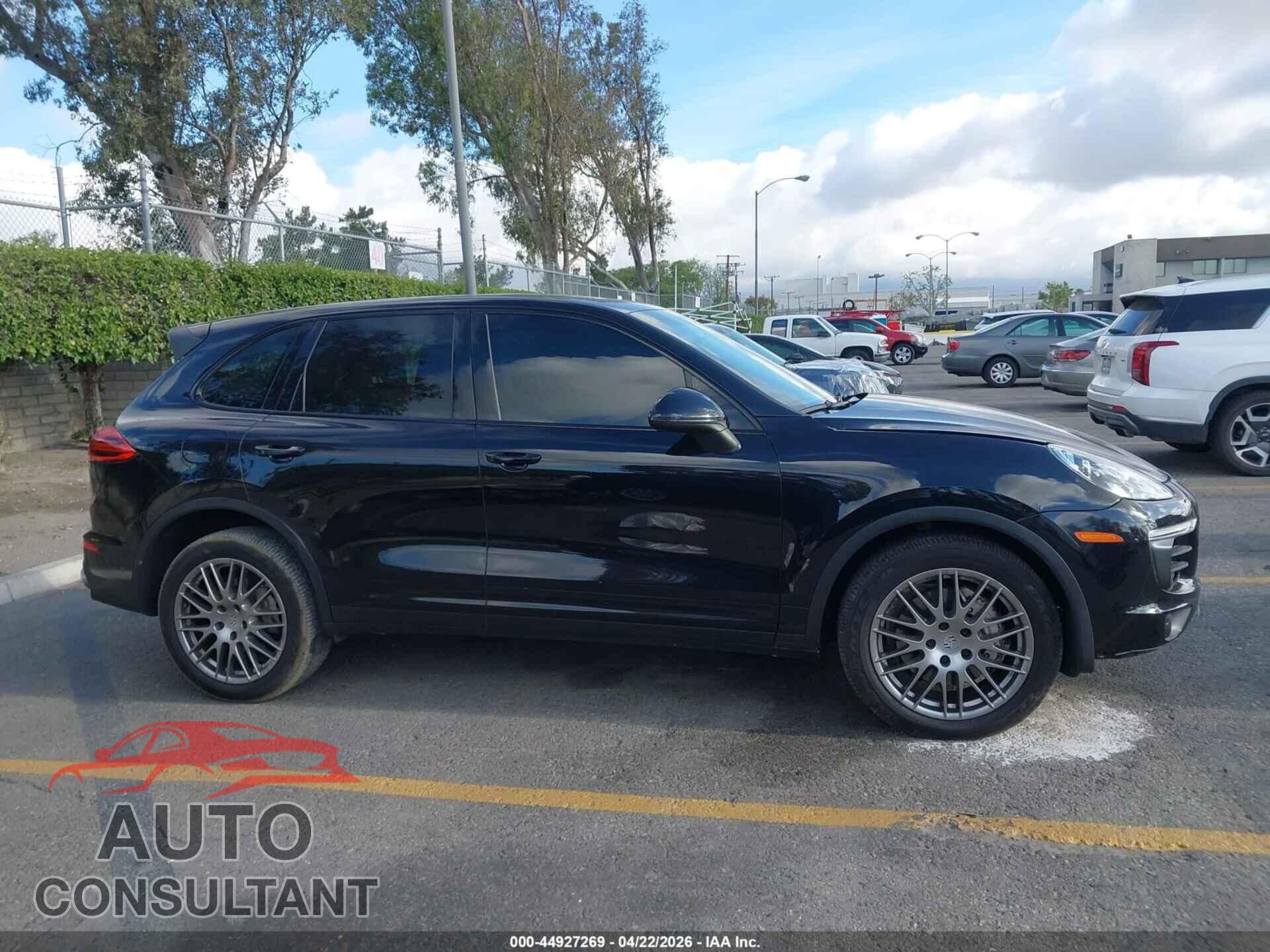 PORSCHE CAYENNE 2015 - WP1AB2A24FLA56314