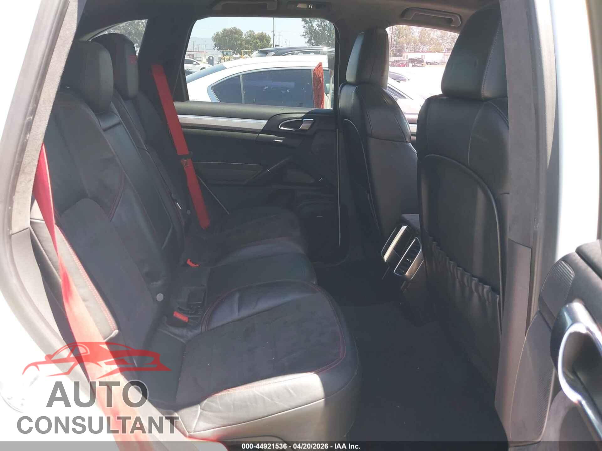 PORSCHE CAYENNE 2013 - WP1AD2A26DLA77219