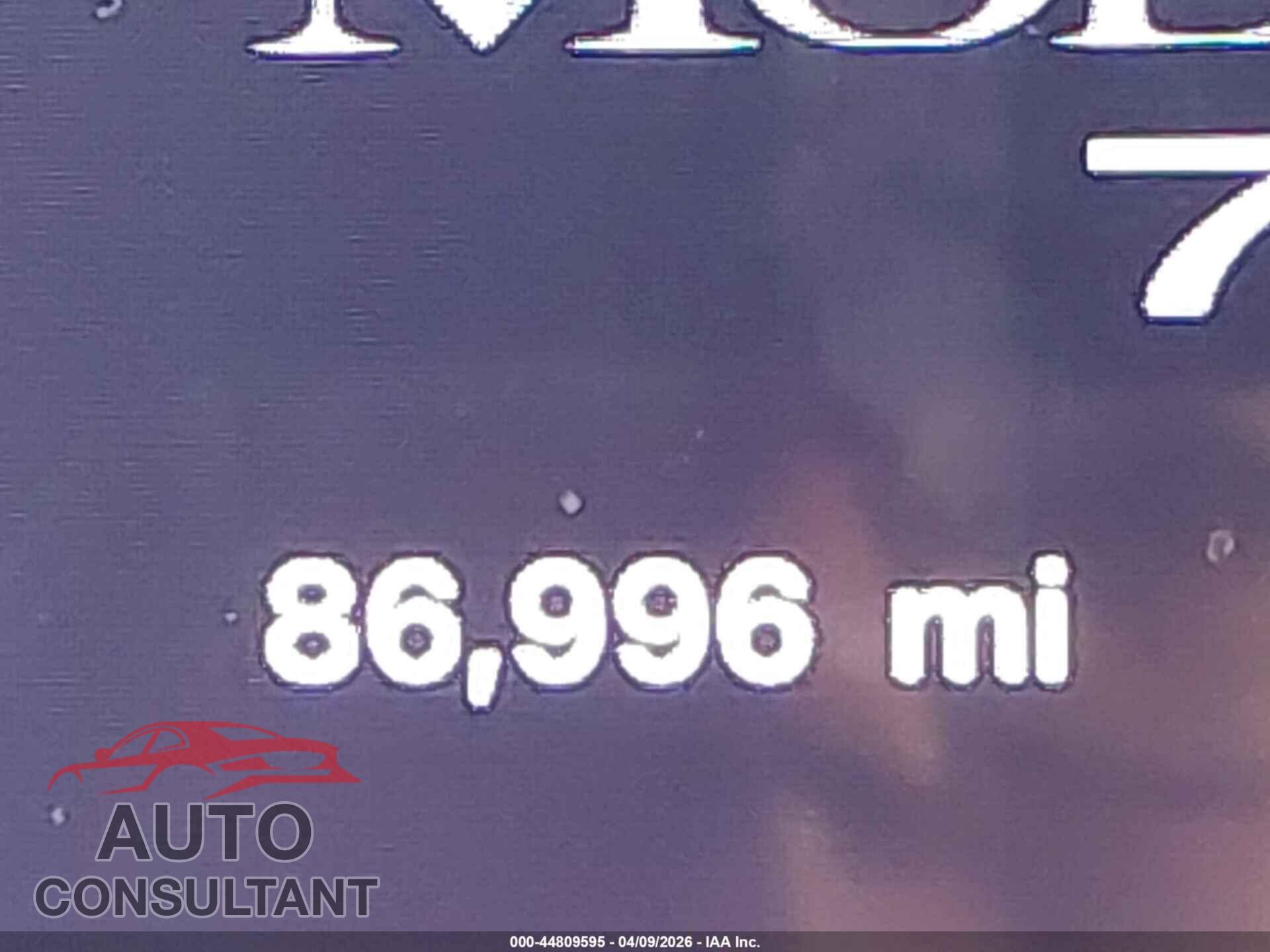 TESLA MODEL S 2015 - 5YJSA1E14FF117247