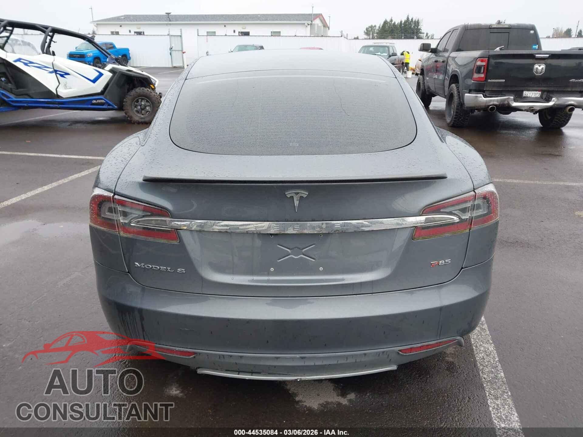 TESLA MODEL S 2013 - 5YJSA1DP9DFP14848