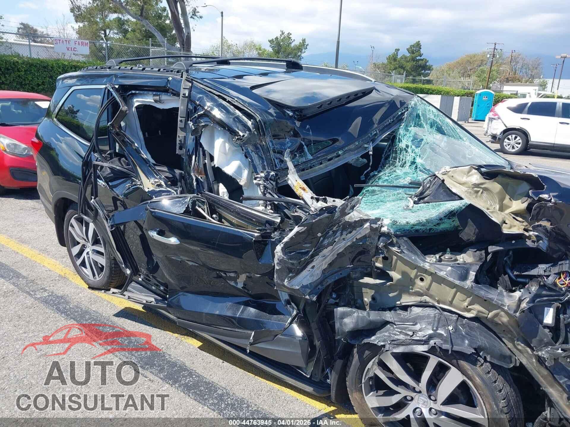 HONDA PILOT 2018 - 5FNYF6H9XJB019732