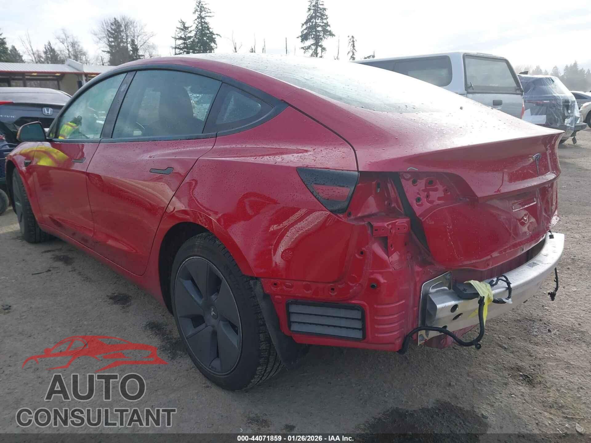 TESLA MODEL 3 2022 - 5YJ3E1EB5NF135255