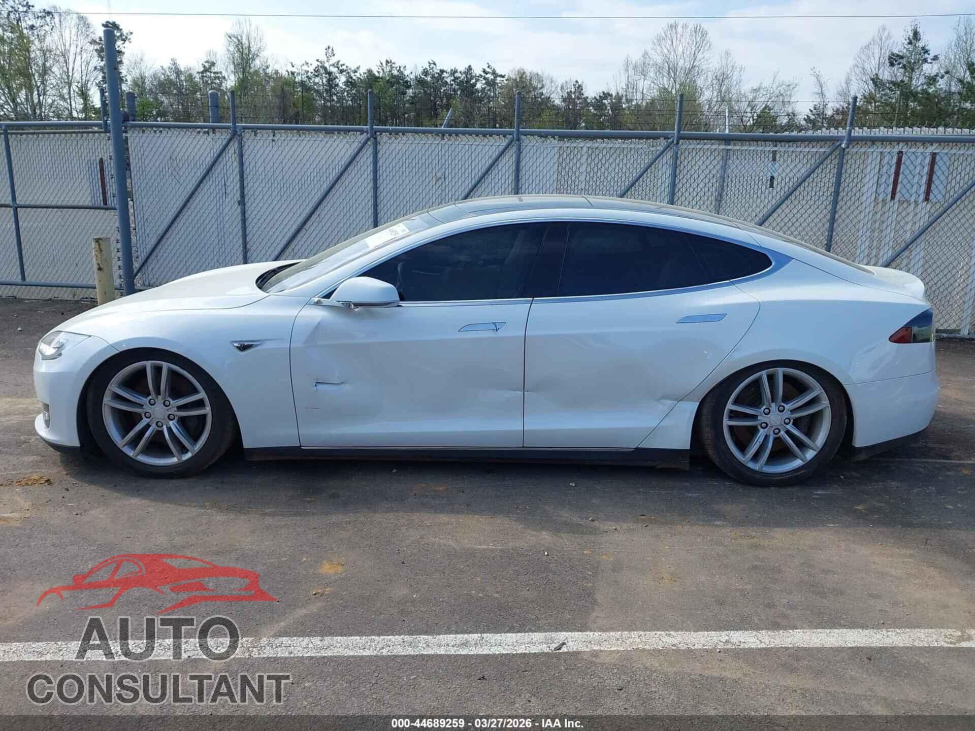 TESLA MODEL S 2013 - 5YJSA1DN2DFP26998