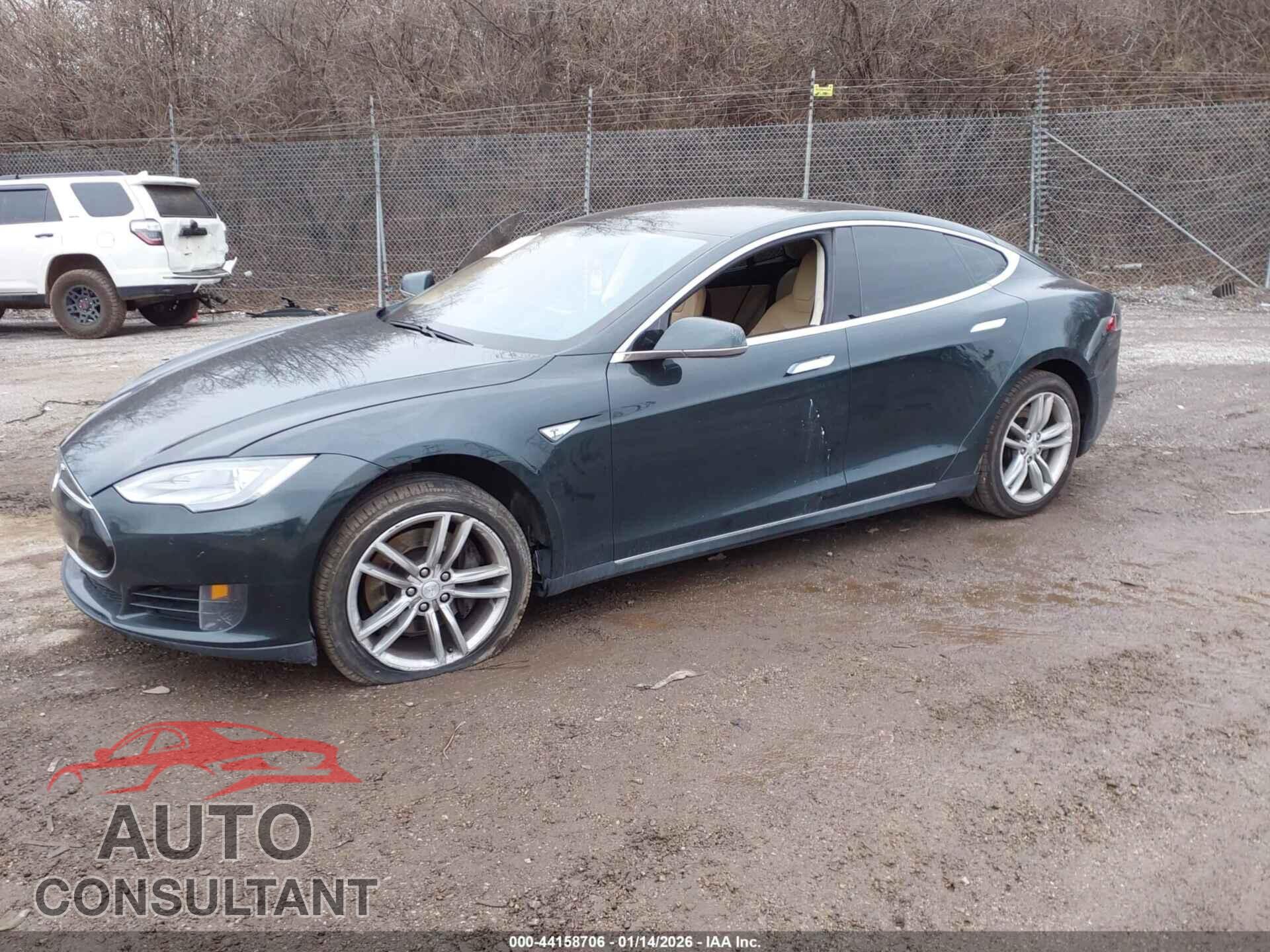 TESLA MODEL S 2012 - 5YJSA1CN3CFP03052