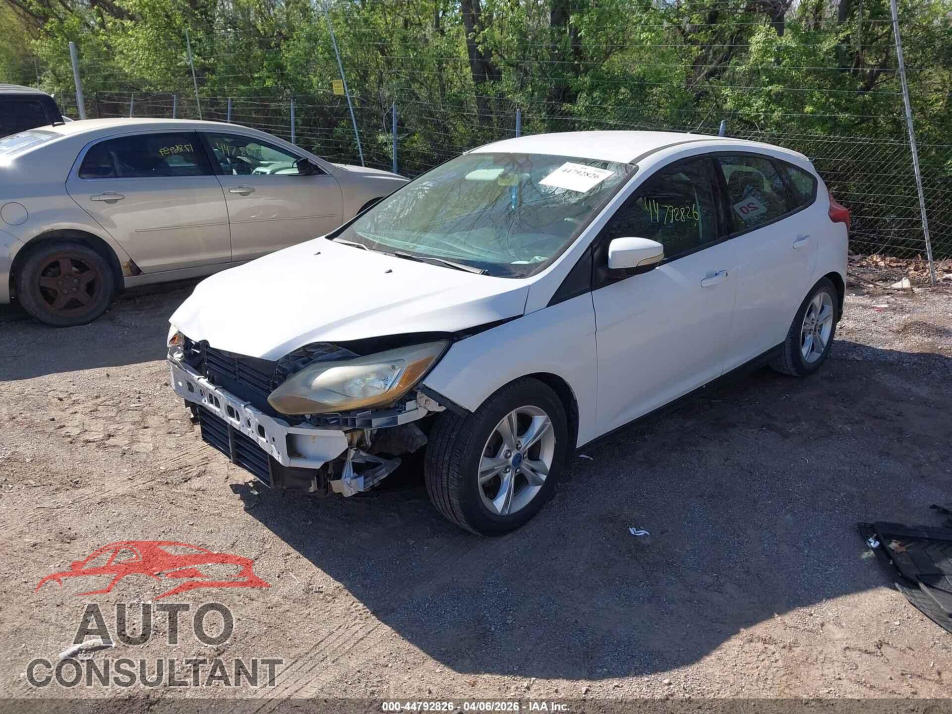 FORD FOCUS 2014 - 1FADP3K25EL286257