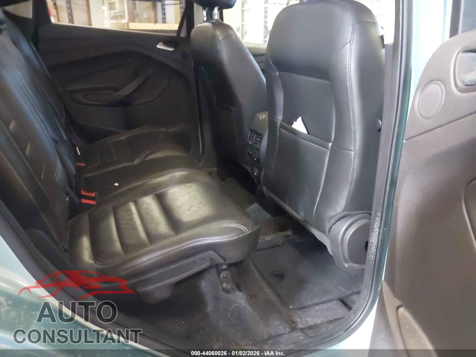 FORD ESCAPE 2013 - 1FMCU9H9XDUA61083