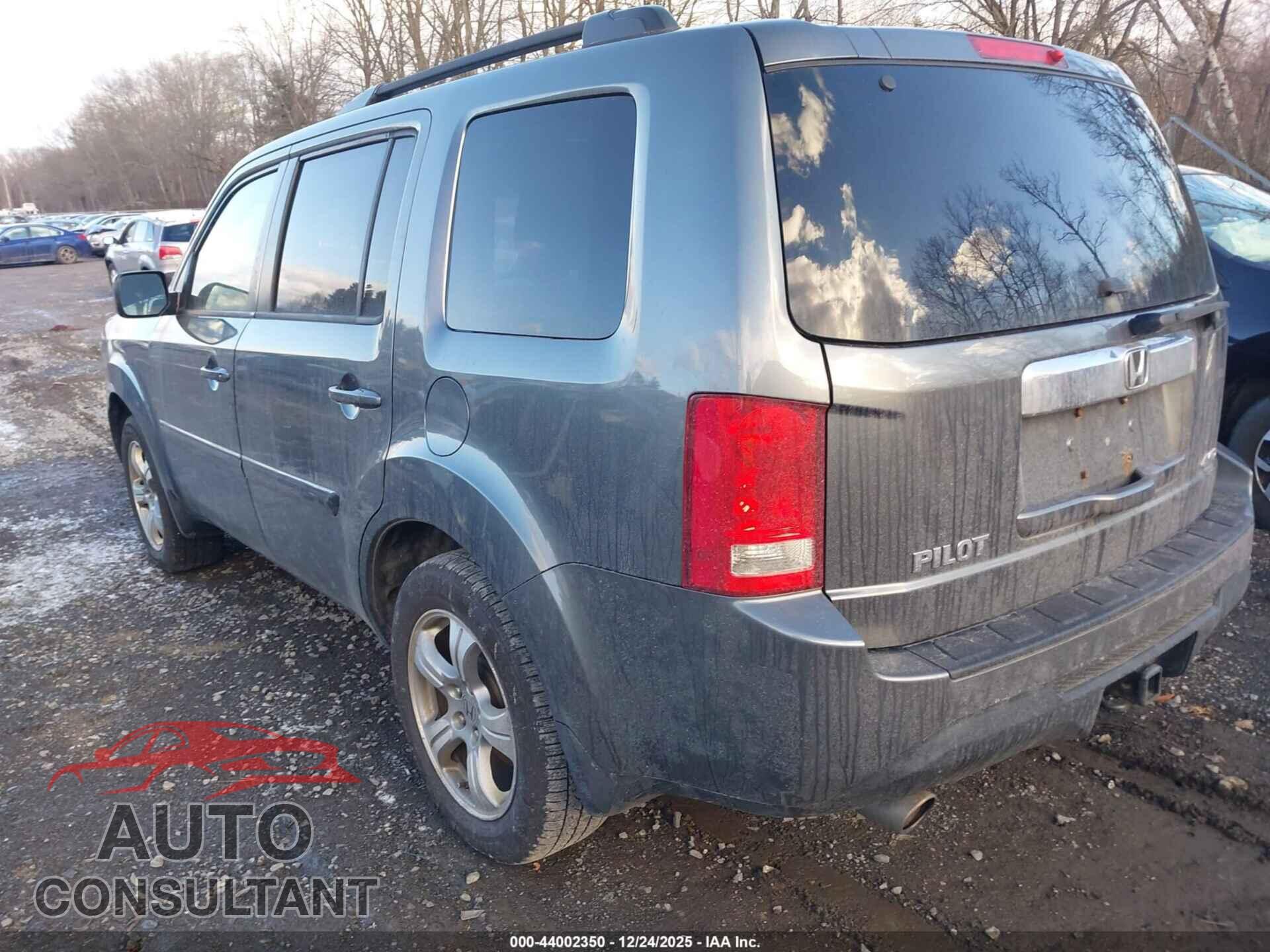 HONDA PILOT 2013 - 5FNYF4H61DB056294