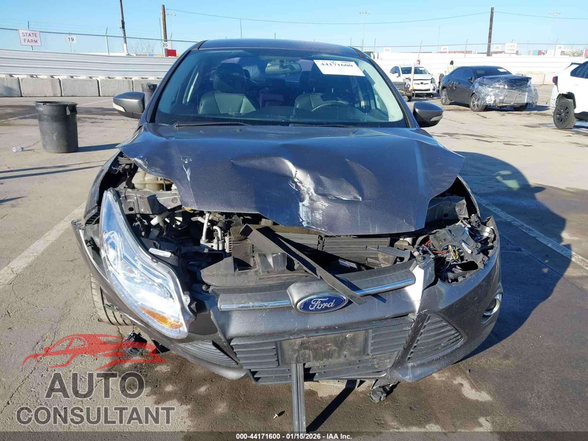 FORD FOCUS 2013 - 1FADP3F27DL302290