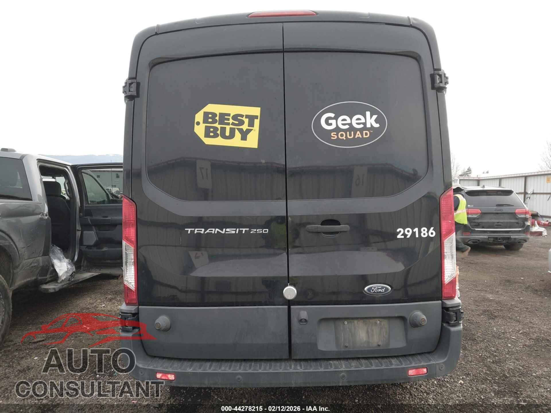 FORD TRANSIT-250 2017 - 1FTYR2CM5HKB51337