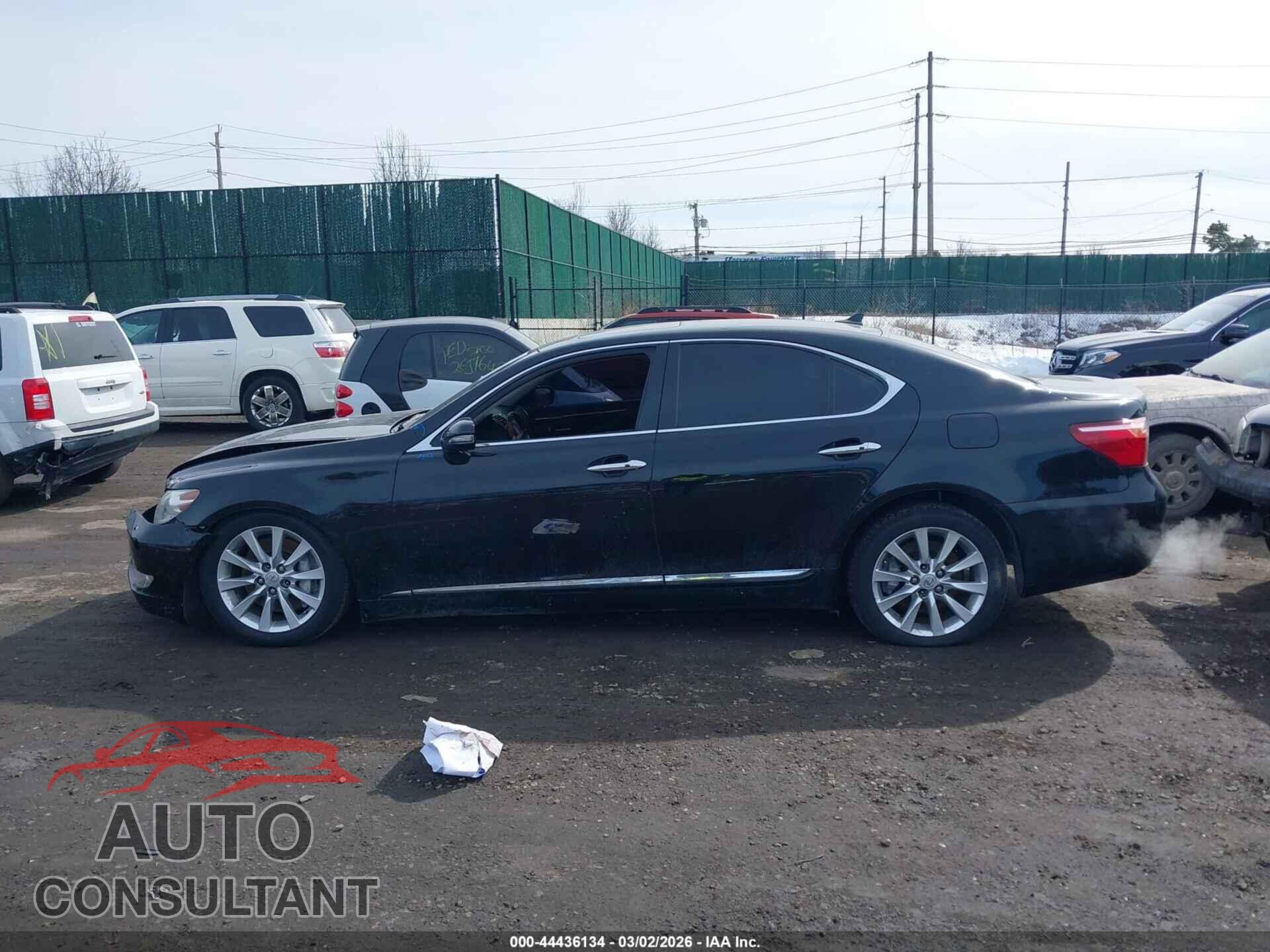 LEXUS LS 460 2011 - JTHCL5EF6B5010874