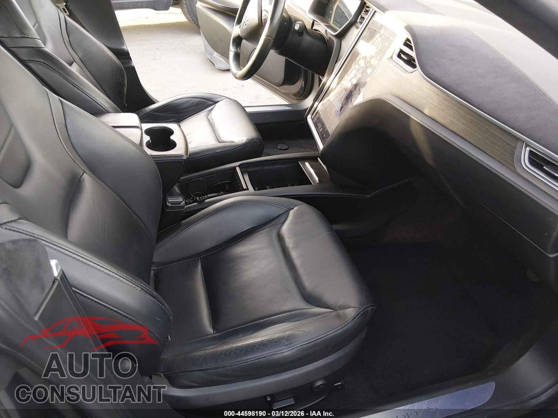 TESLA MODEL S 2016 - 5YJSA1E23GF131232