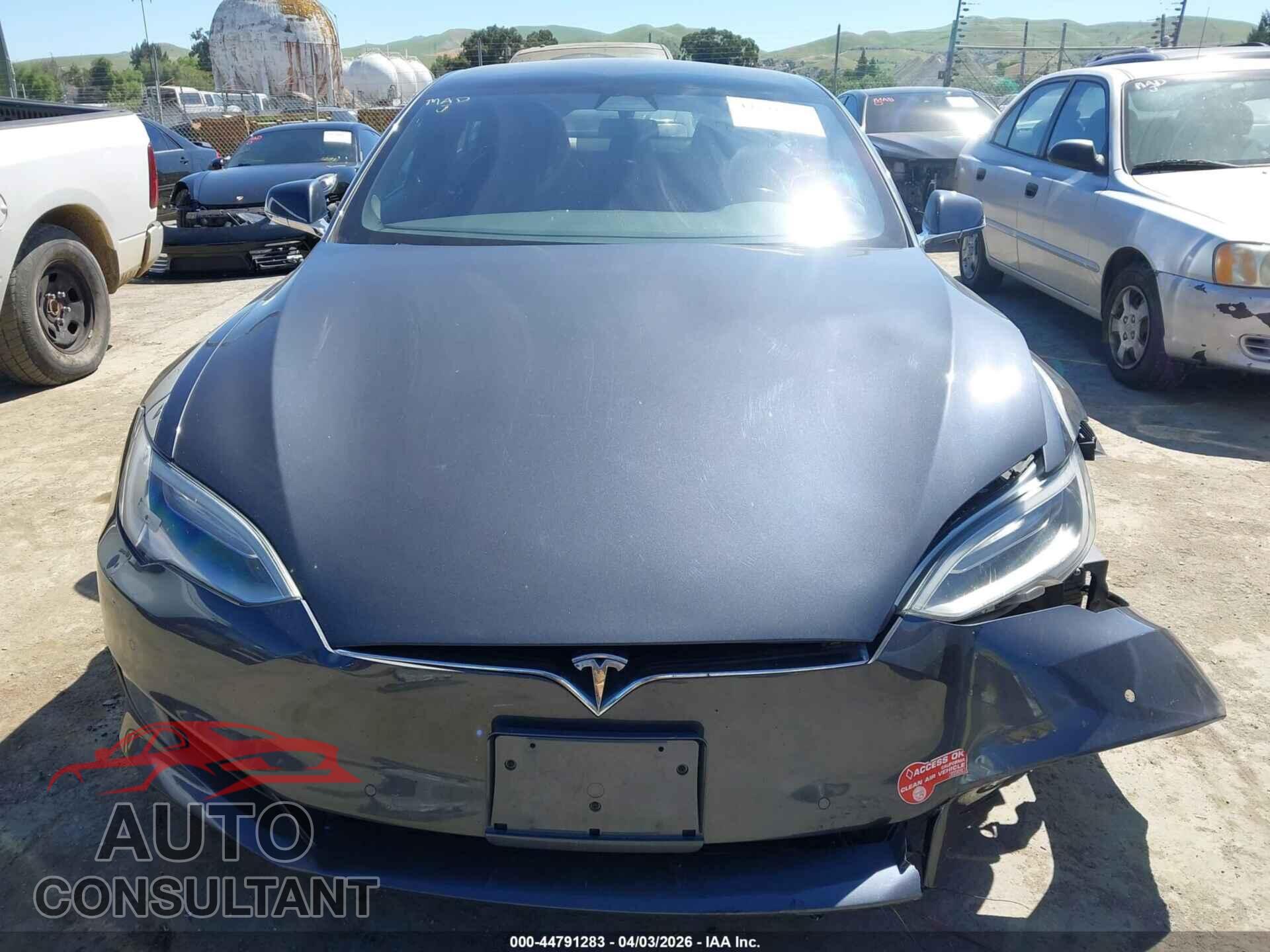 TESLA MODEL S 2017 - 5YJSA1E10HF206557