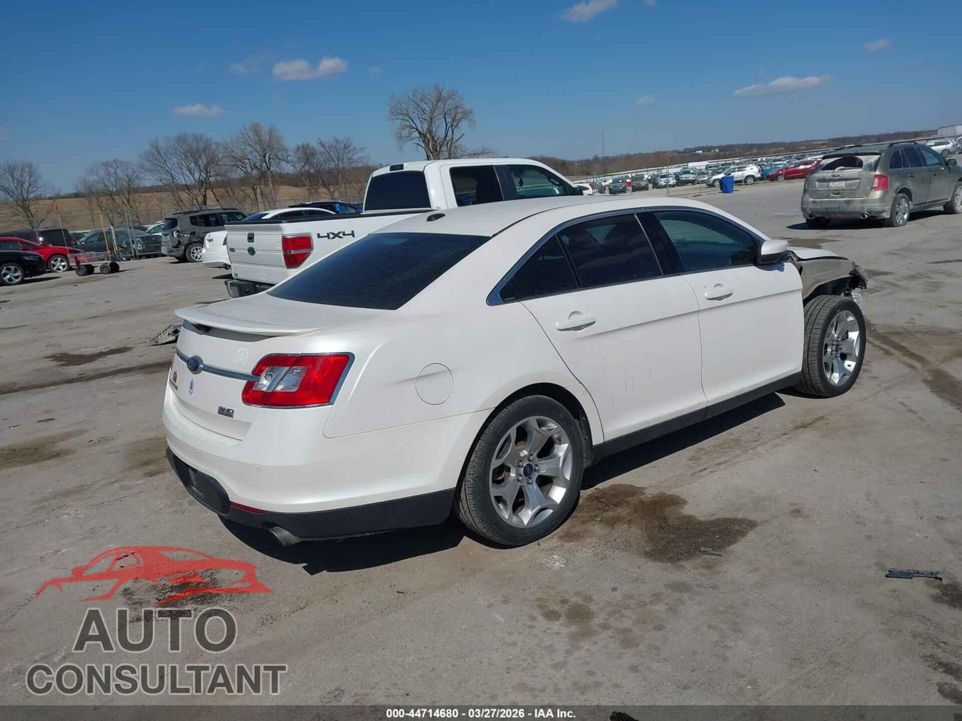 FORD TAURUS 2011 - 1FAHP2KT9BG186946
