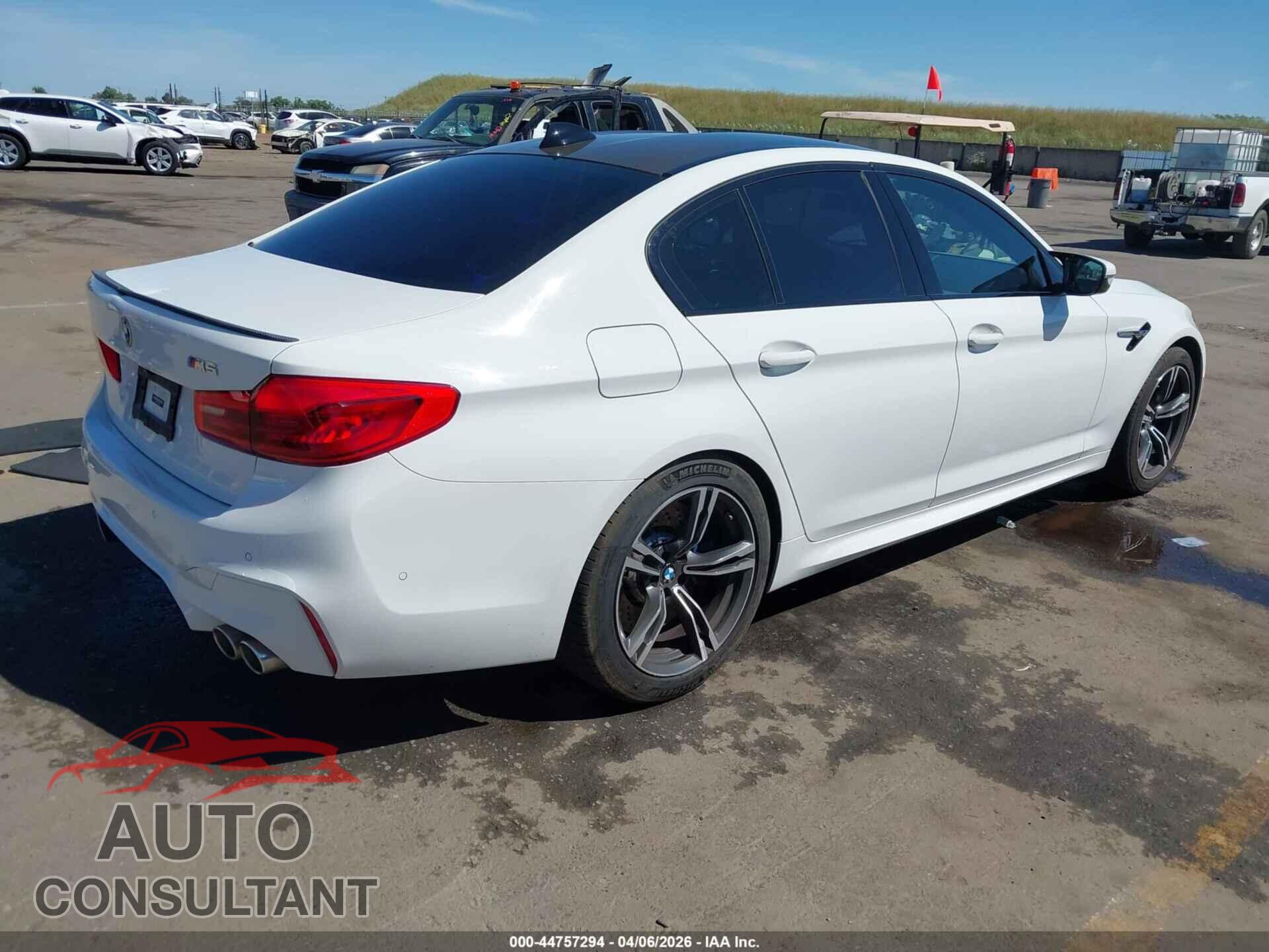 BMW M5 2019 - WBSJF0C57KB284544