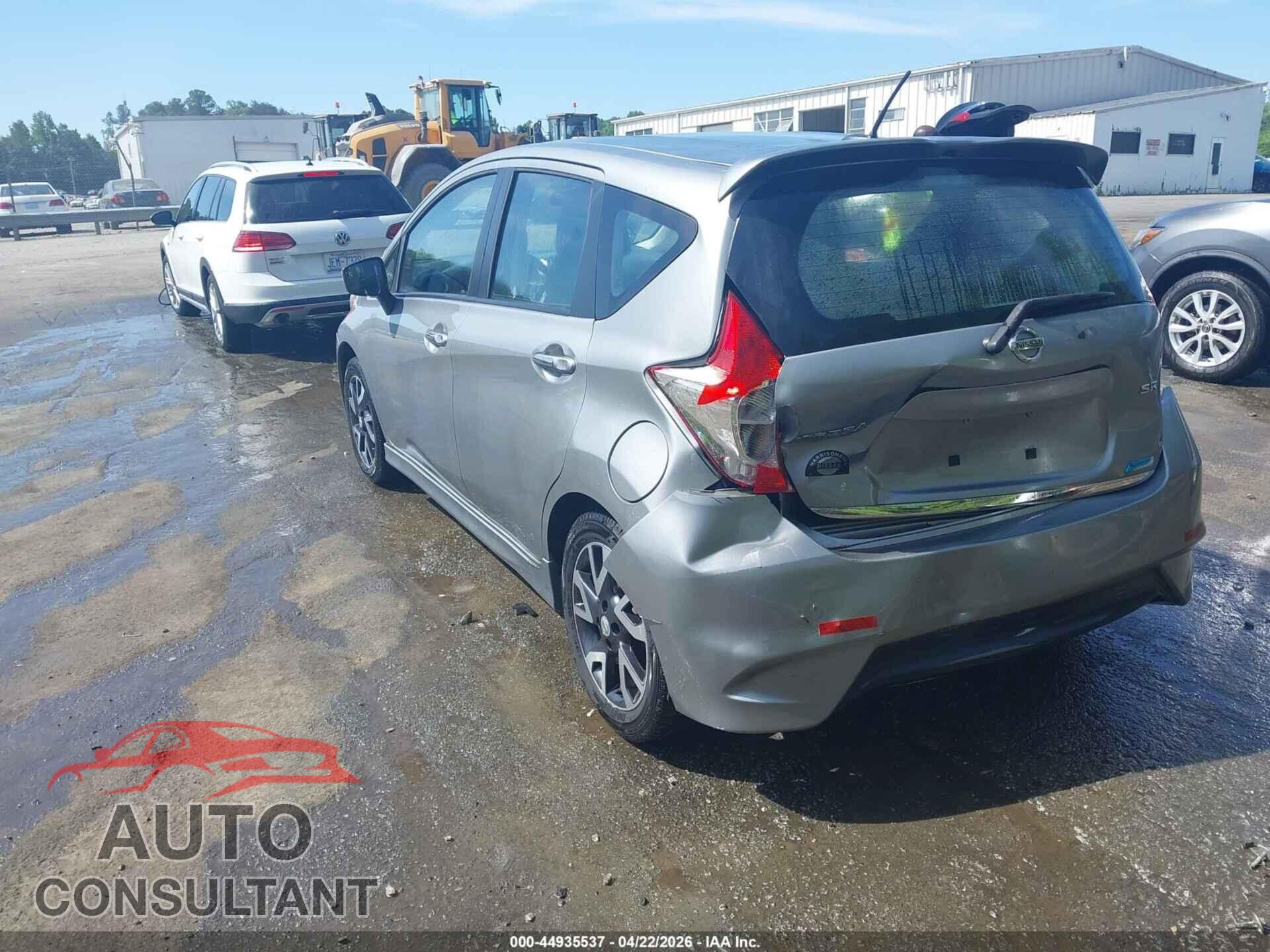 NISSAN VERSA NOTE 2015 - 3N1CE2CP9FL396236