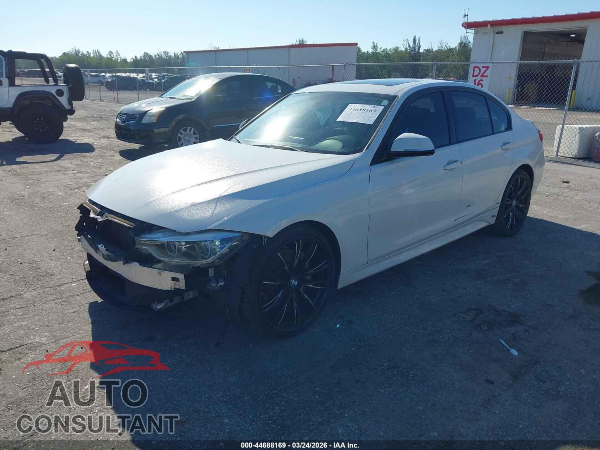 BMW 328I 2016 - WBA8E9G5XGNU29103