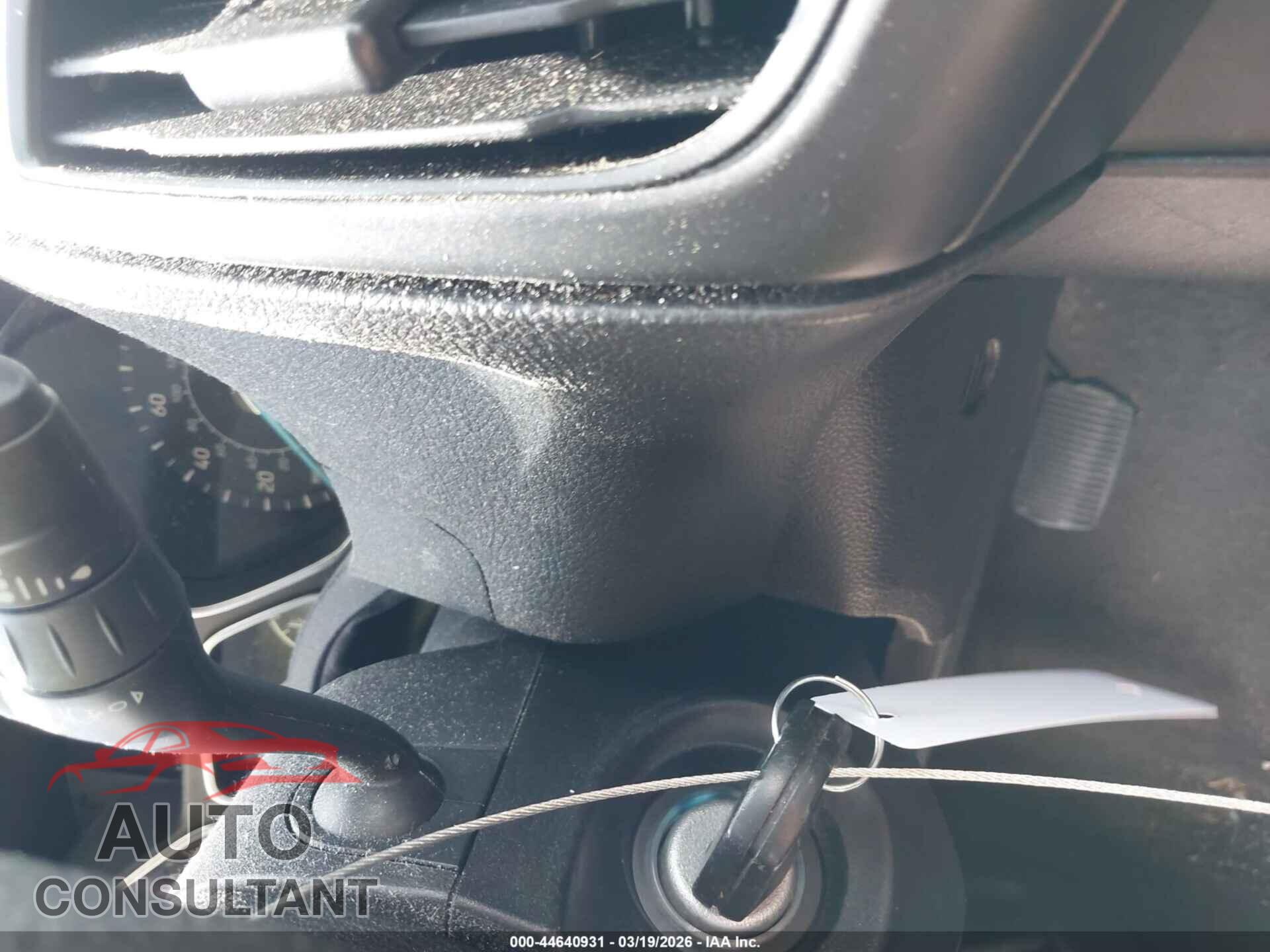 FORD FOCUS 2017 - 1FADP3F22HL278700