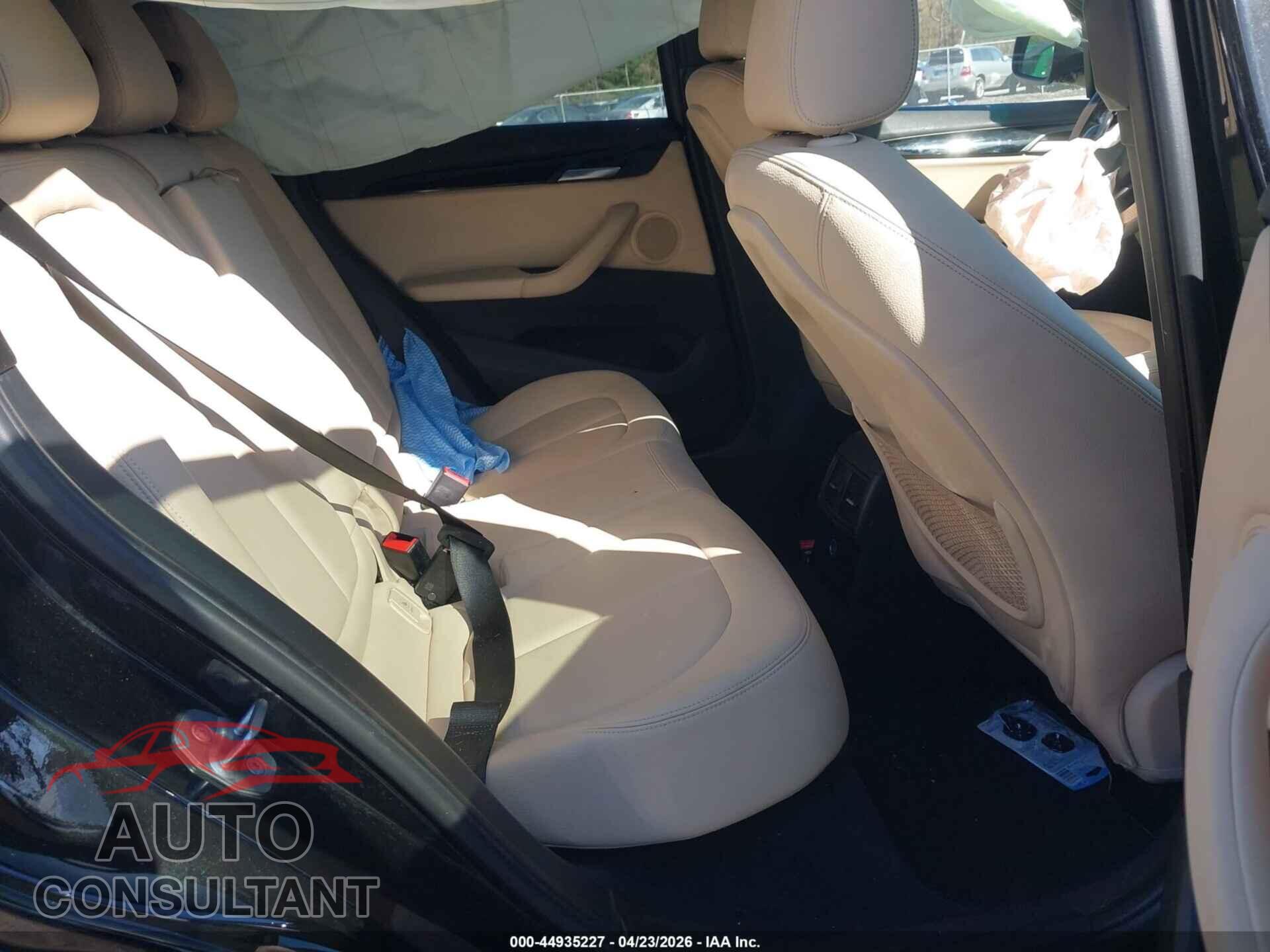 BMW X1 2017 - WBXHT3C38H5F73685