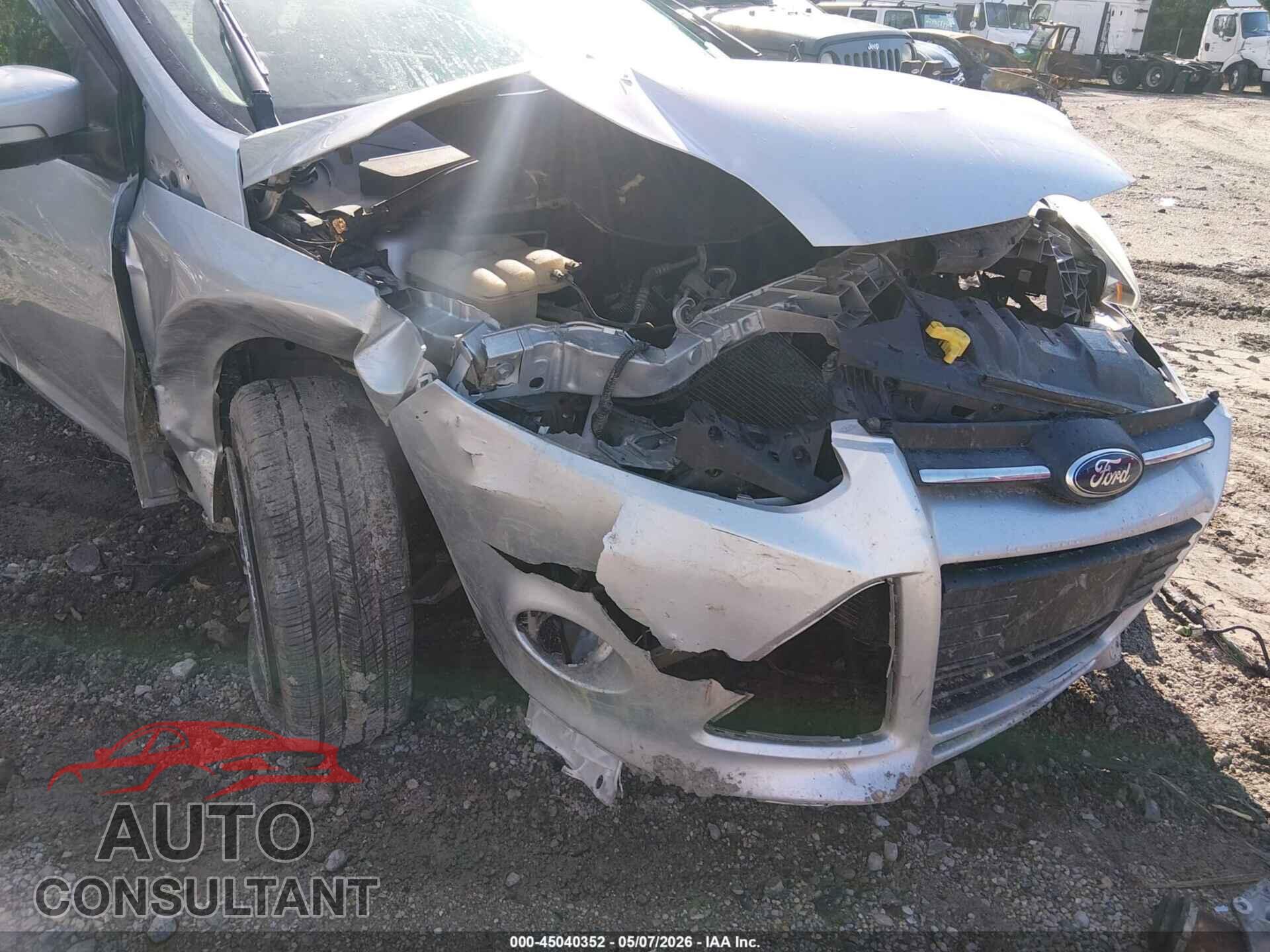 FORD FOCUS 2014 - 1FADP3F28EL200630