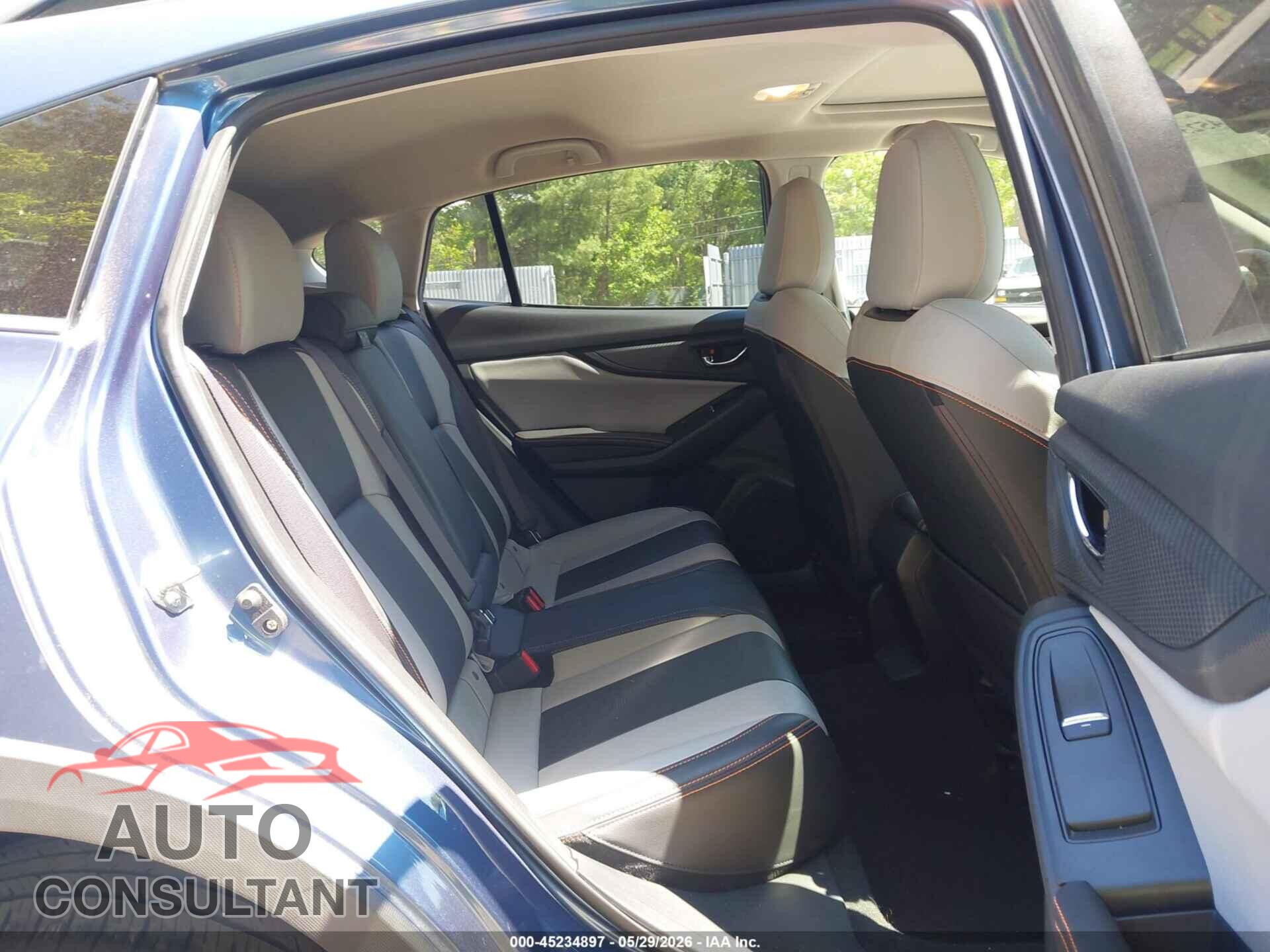 SUBARU CROSSTREK 2018 - JF2GTAMC8JH257458
