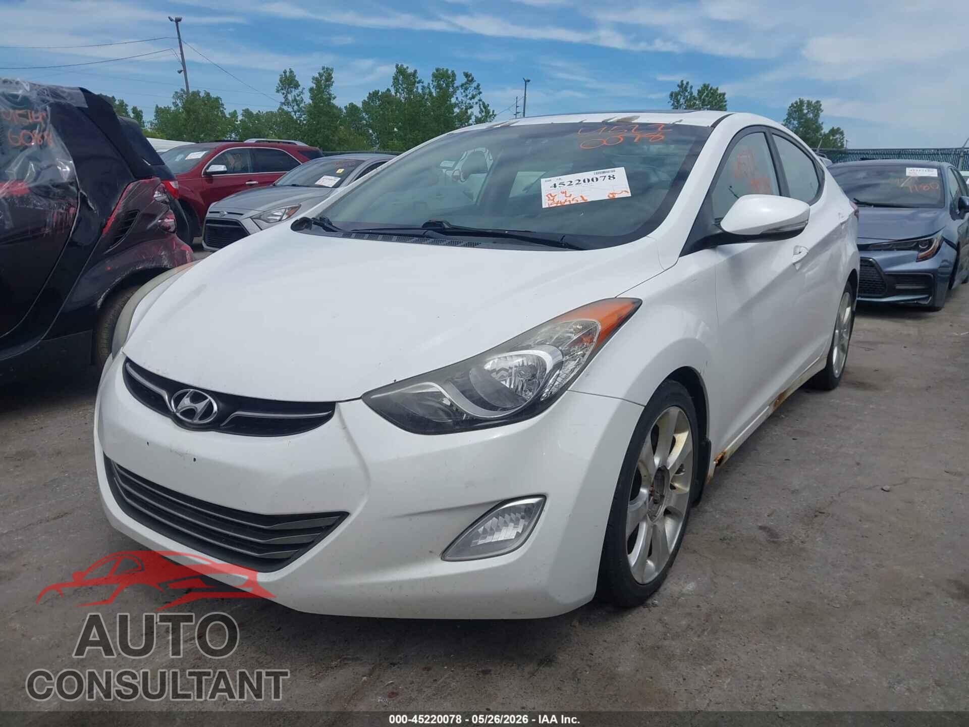 HYUNDAI ELANTRA 2012 - 5NPDH4AE5CH132741