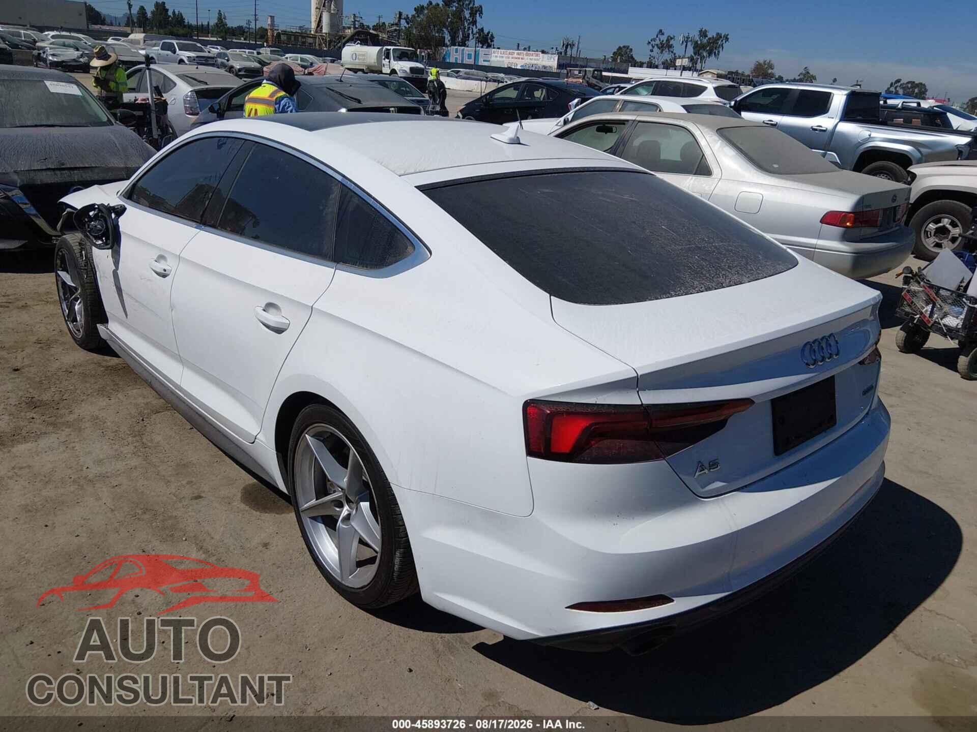 AUDI A5 2019 - WAUDNCF56KA074881