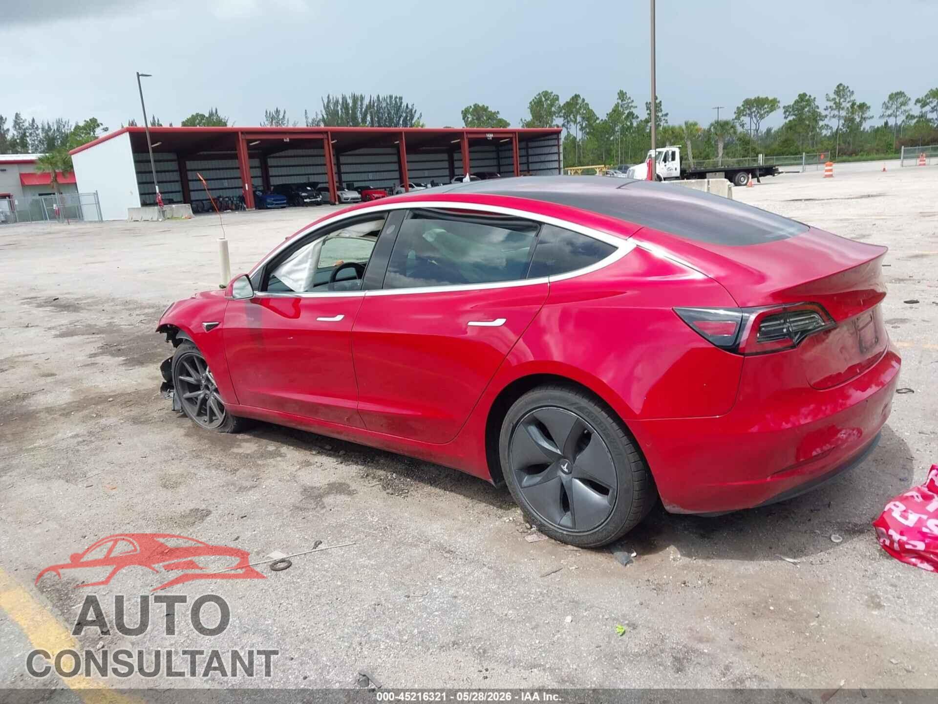 TESLA MODEL 3 2018 - 5YJ3E1EA8JF016777