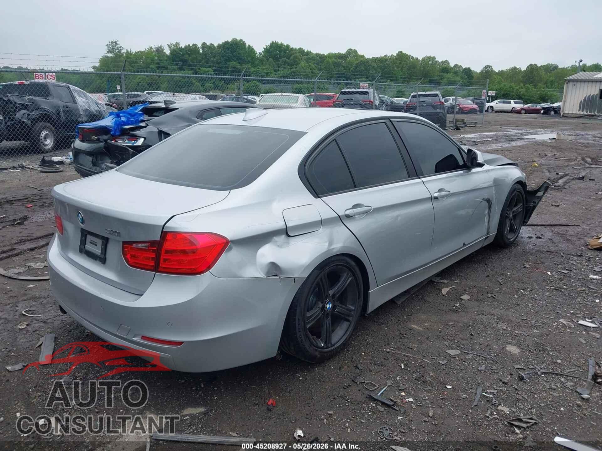 BMW 320I 2015 - WBA3C3G56FNT51429