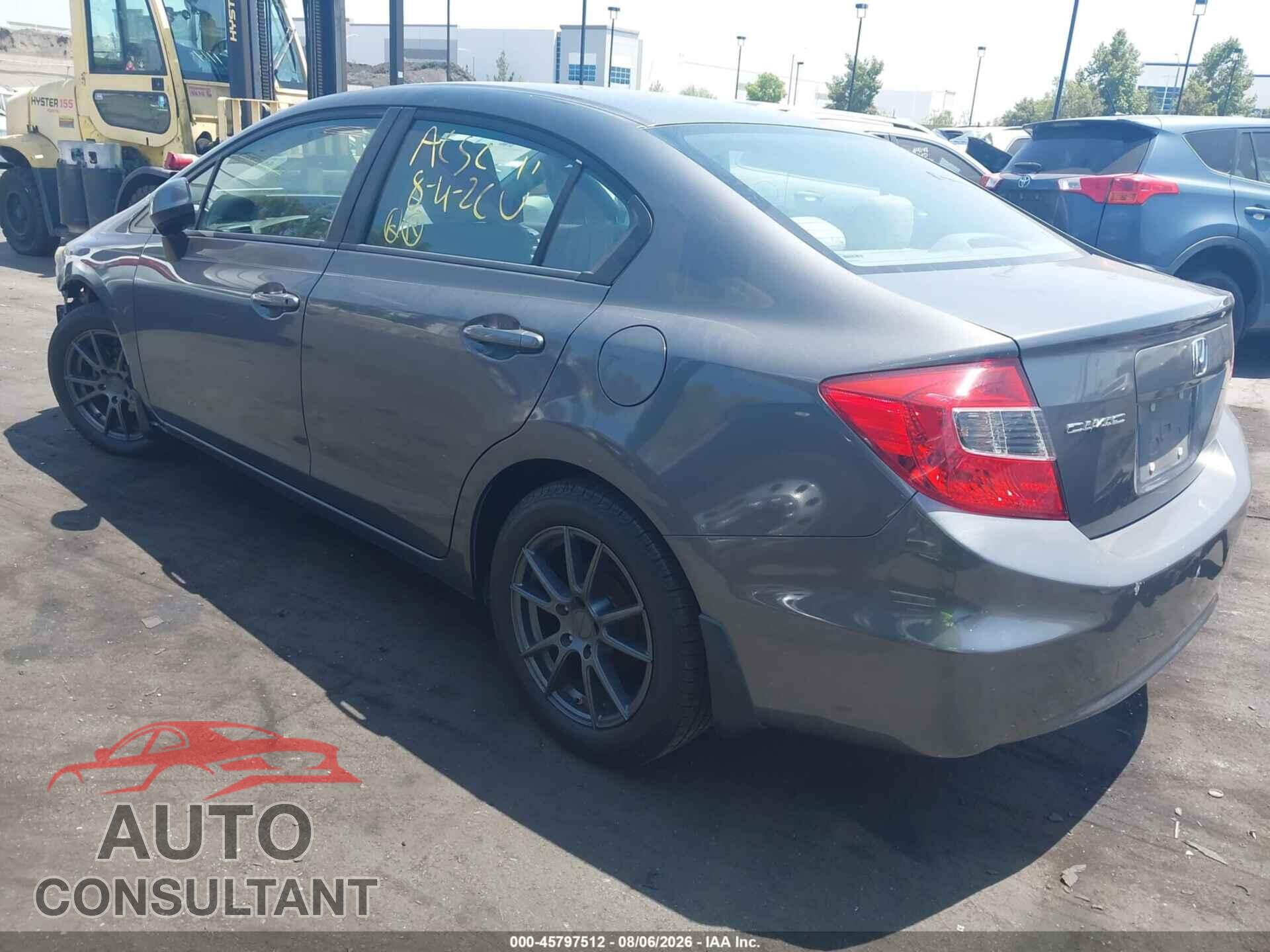 HONDA CIVIC 2012 - 2HGFB2F56CH611557