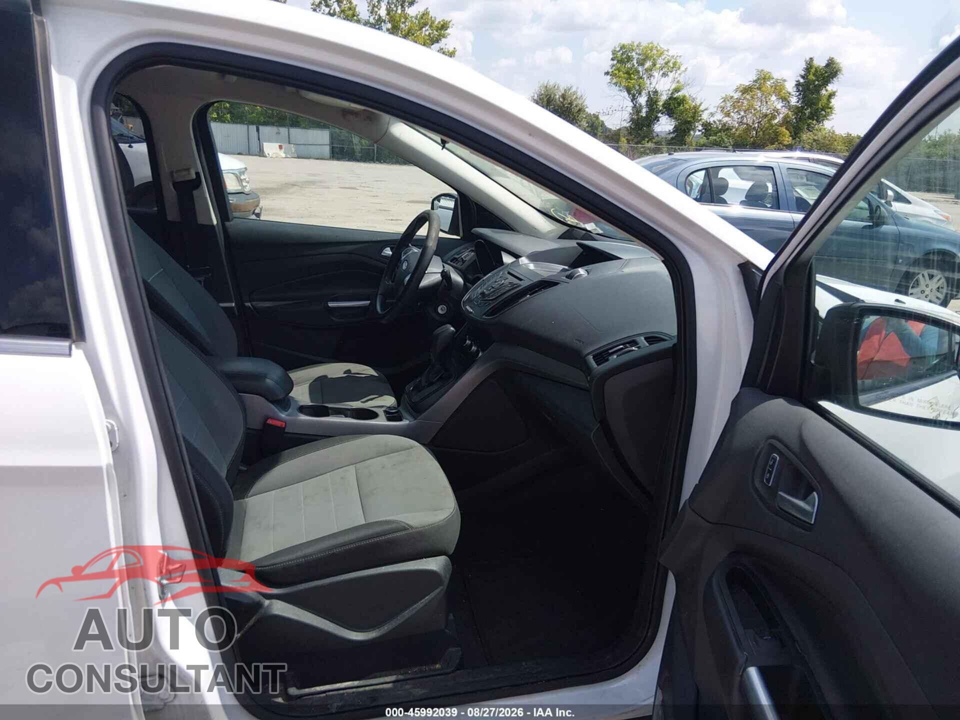 FORD ESCAPE 2014 - 1FMCU0GX8EUC37111