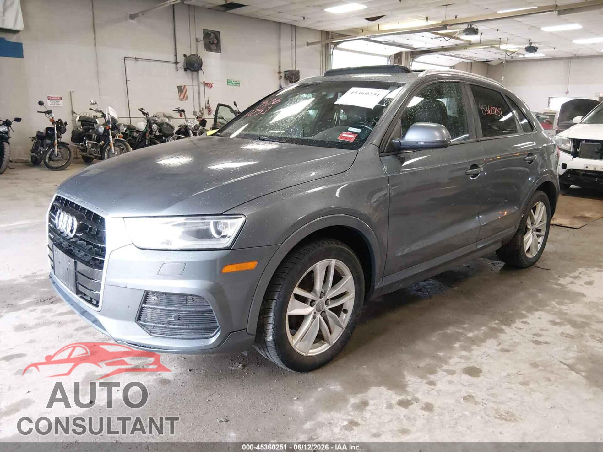 AUDI Q3 2017 - WA1ECCFS6HR003459