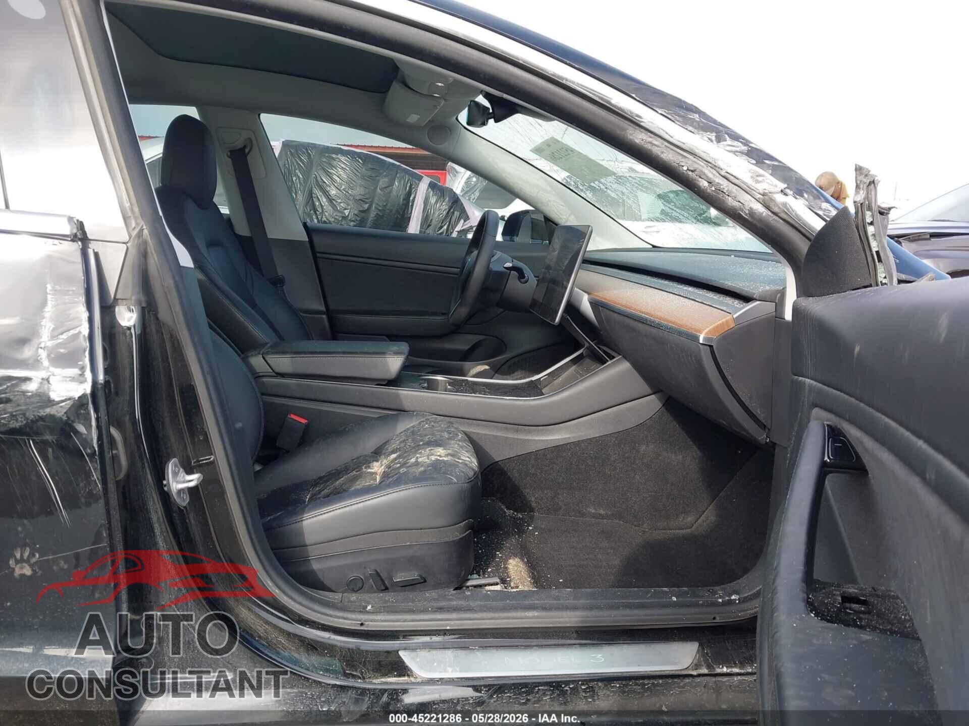 TESLA MODEL 3 2020 - 5YJ3E1EB8LF666270