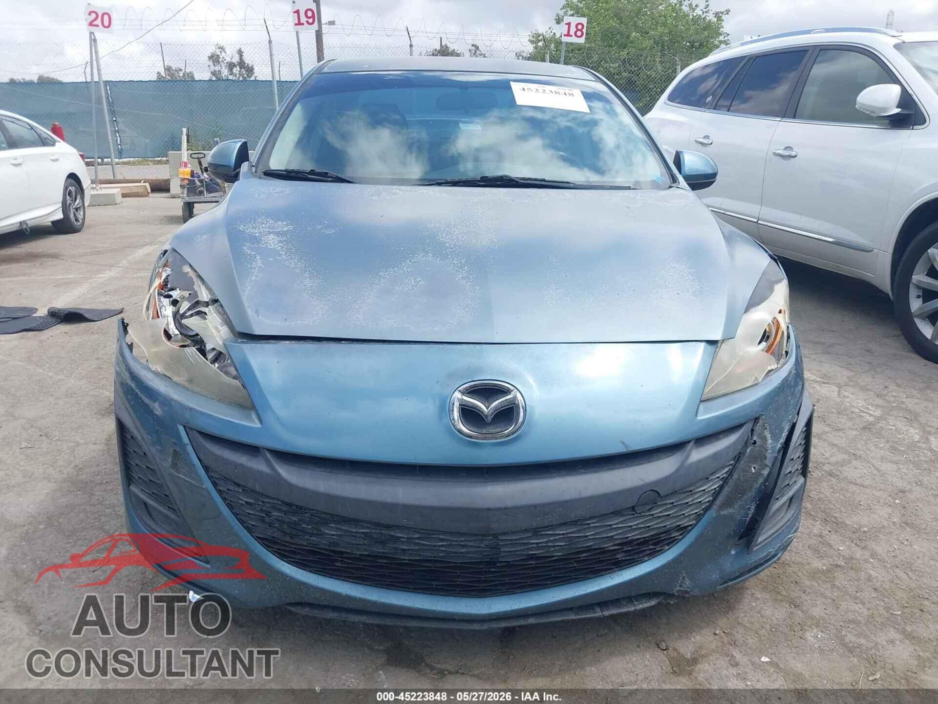 MAZDA MAZDA3 2011 - JM1BL1UG7B1362532