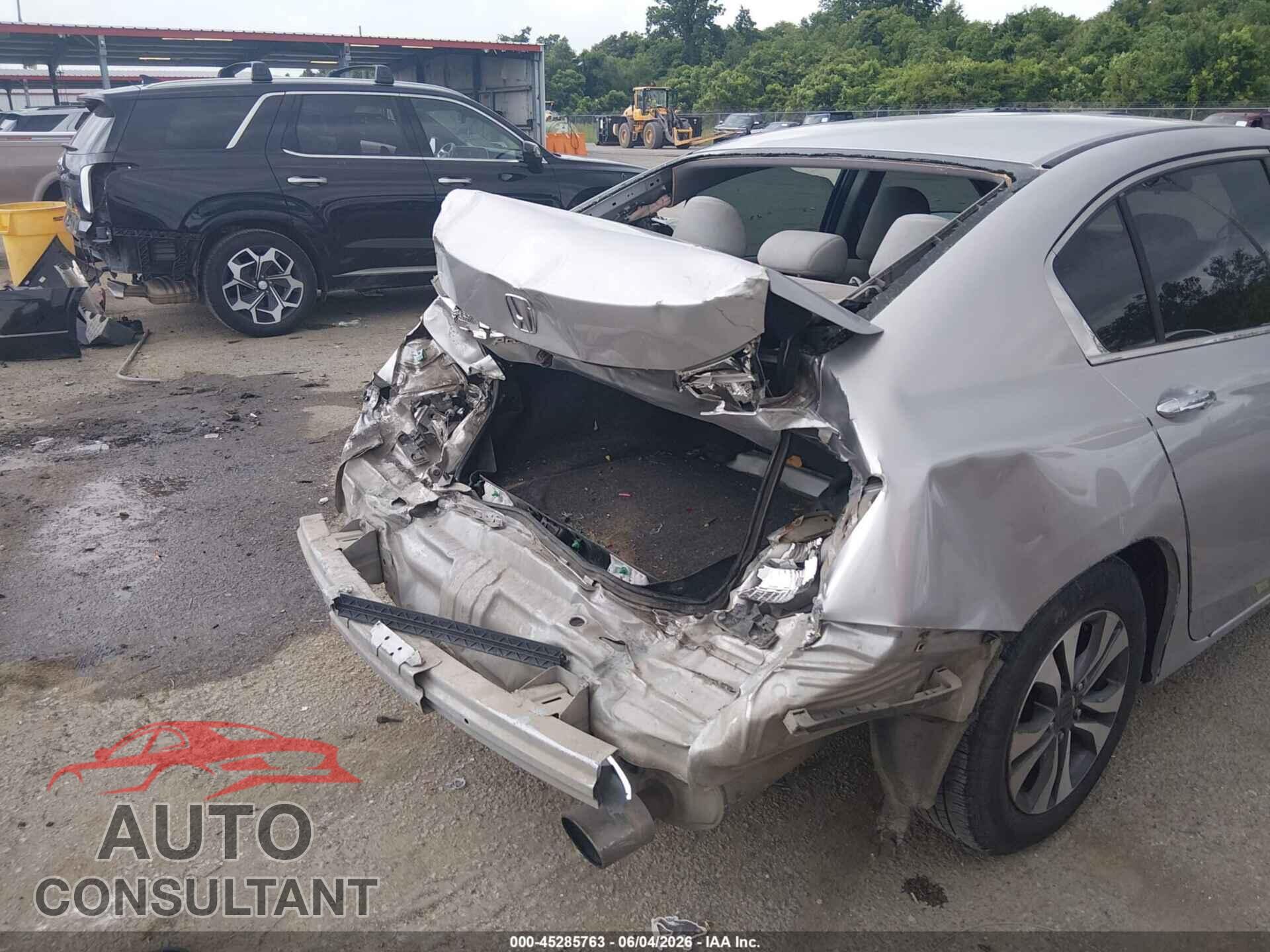 HONDA ACCORD 2013 - 1HGCR2F38DA187926