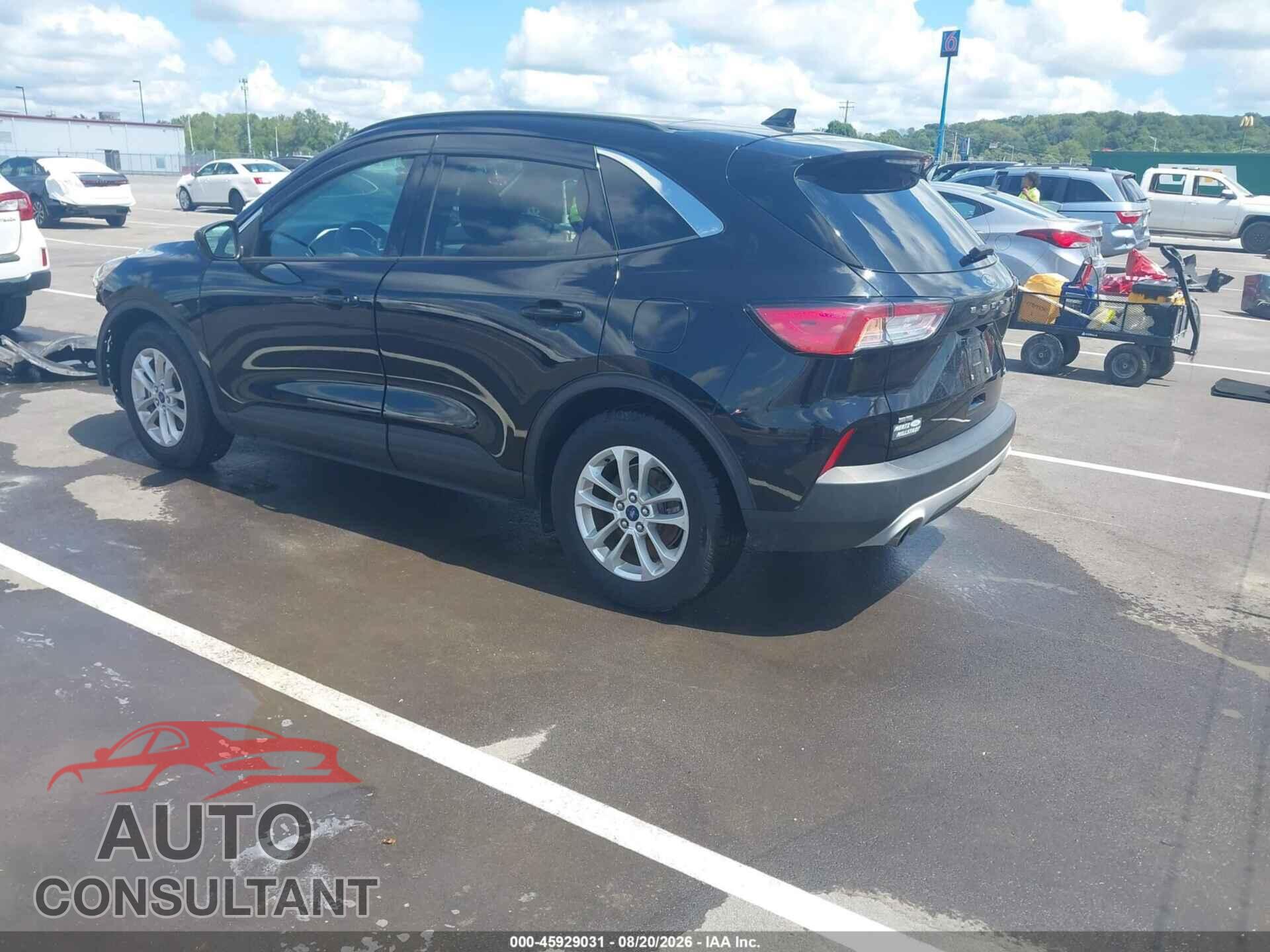 FORD ESCAPE 2020 - 1FMCU0G68LUA38595