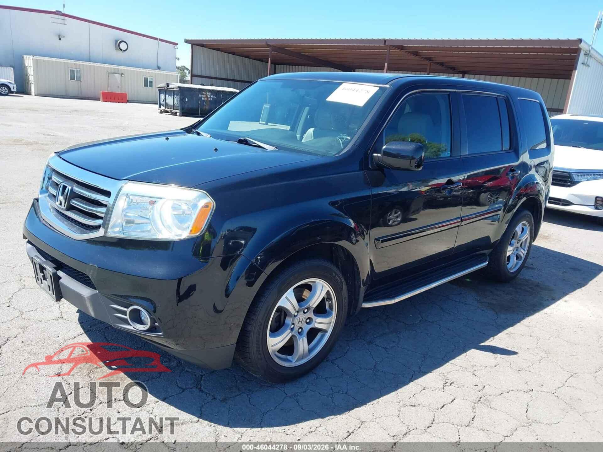 HONDA PILOT 2015 - 5FNYF4H75FB051935