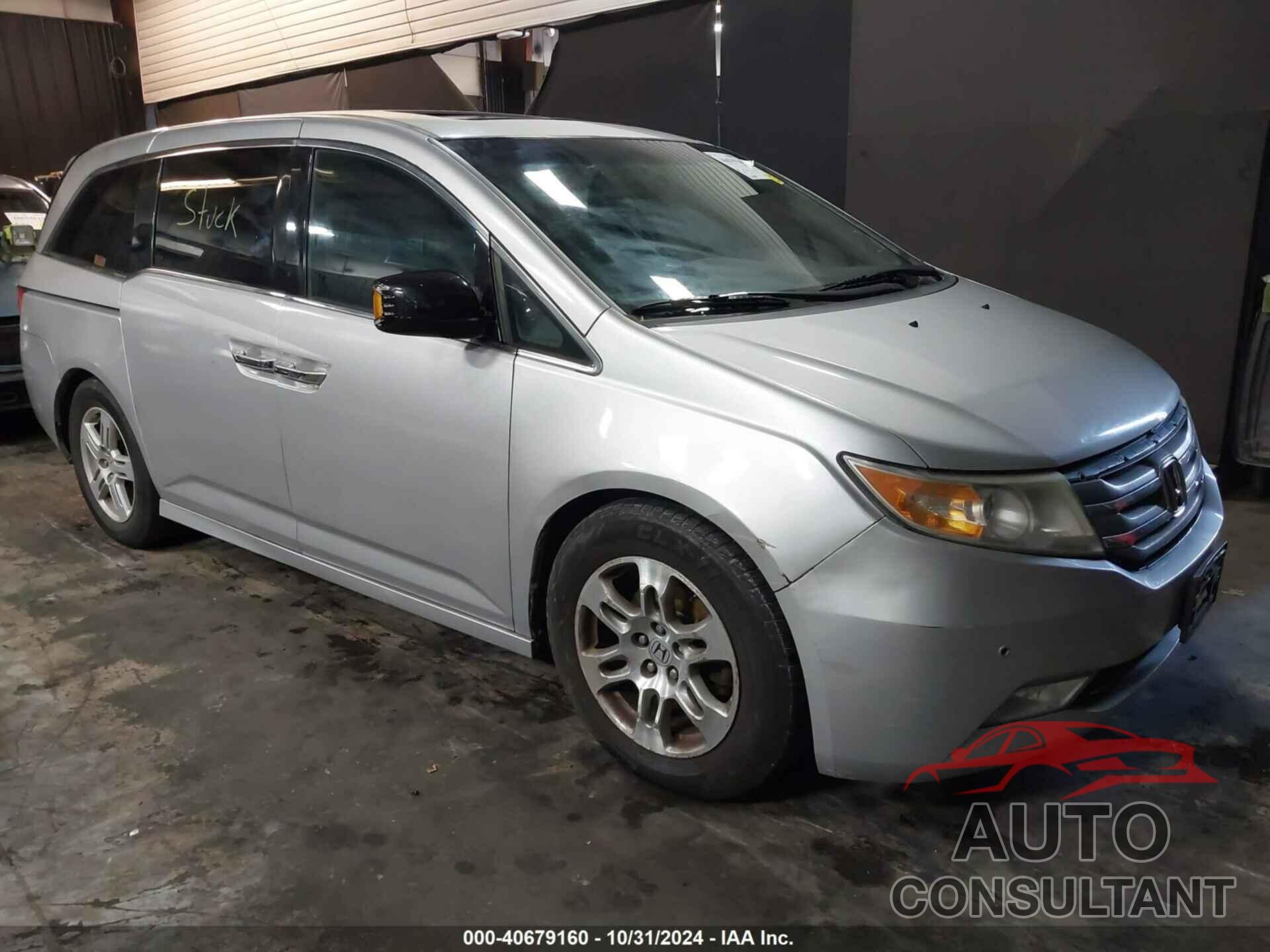 HONDA ODYSSEY 2013 - 5FNRL5H98DB006442