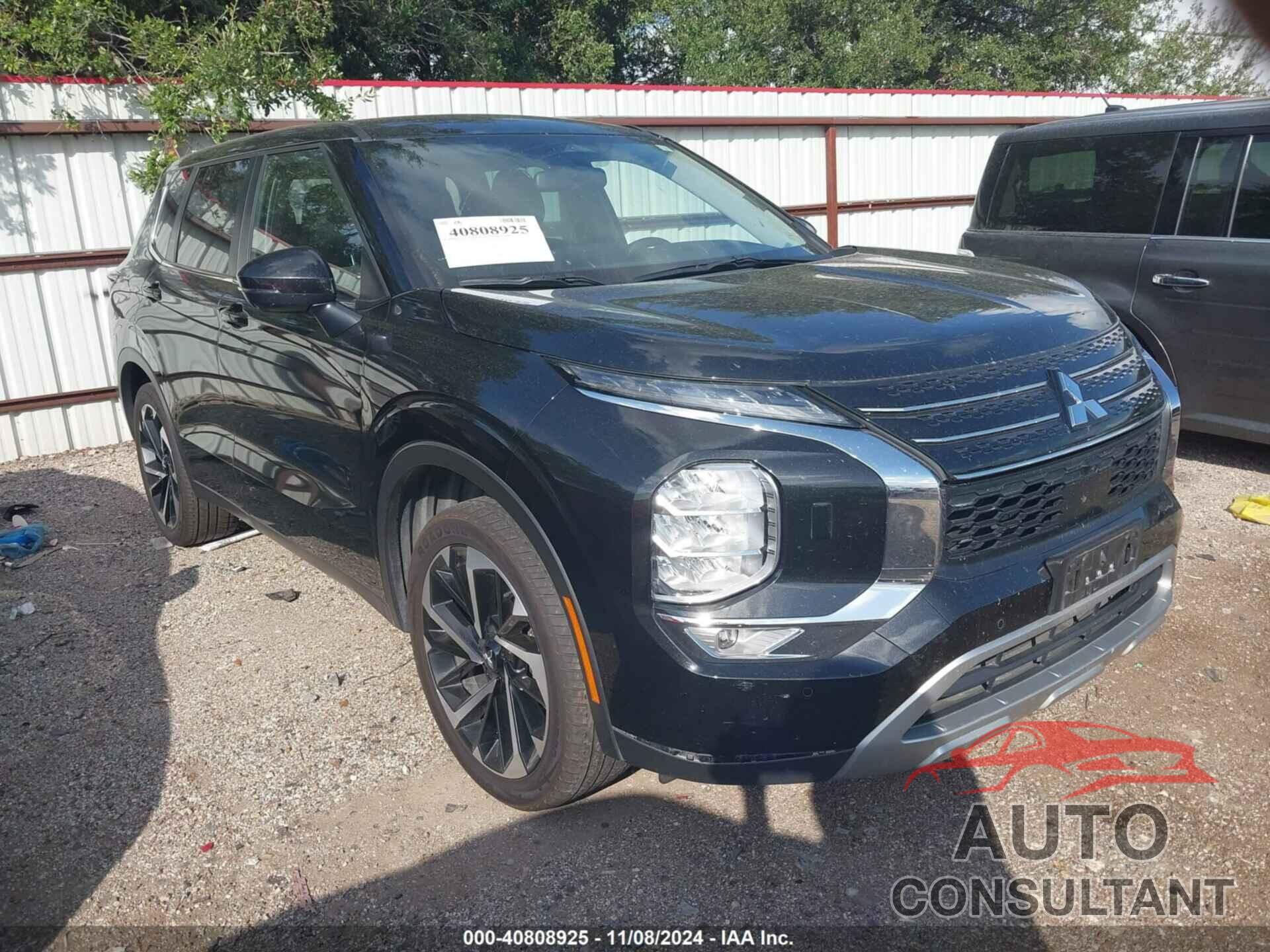 MITSUBISHI OUTLANDER 2023 - JA4J4UA83PZ033711