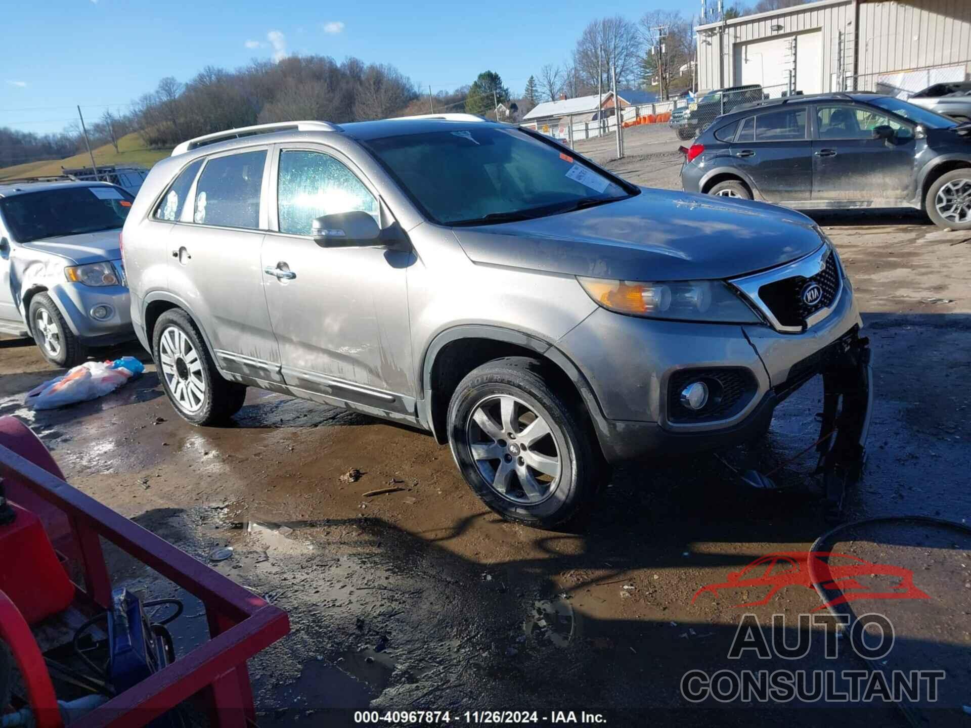 KIA SORENTO 2011 - 5XYKT3A1XBG050281