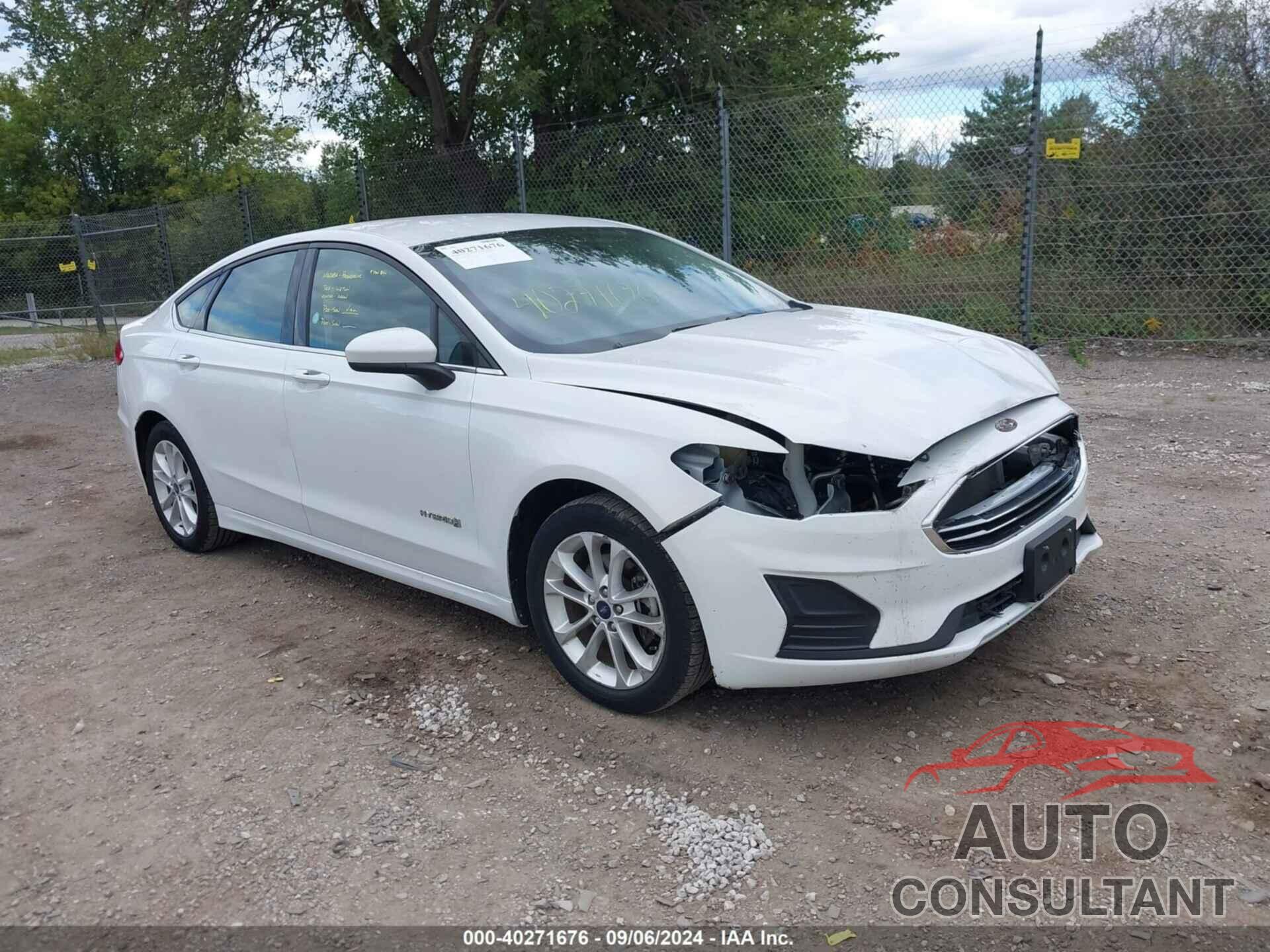 FORD FUSION HYBRID 2019 - 3FA6P0LU4KR225549