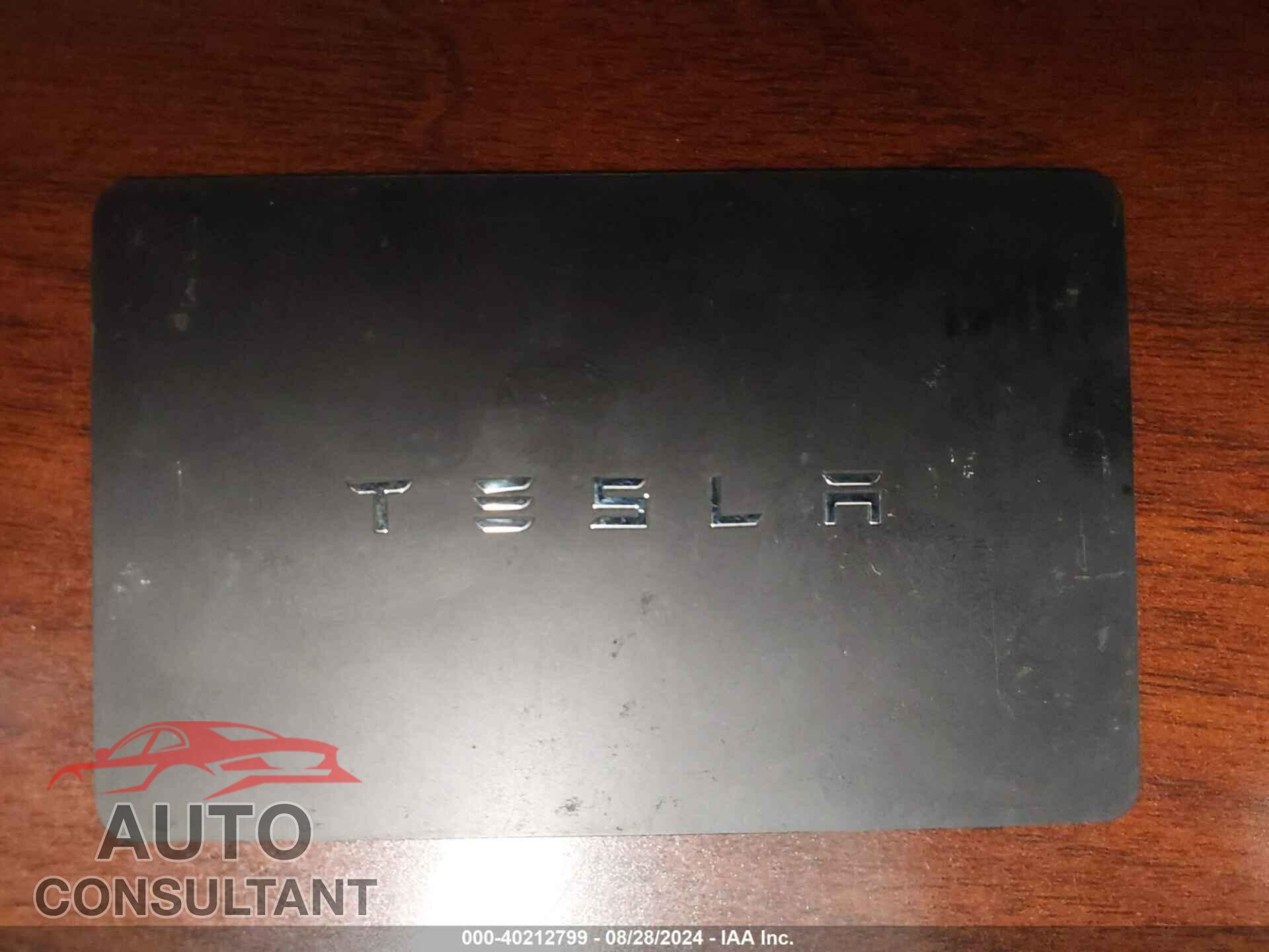 TESLA MODEL 3 2019 - 5YJ3E1EA8KF307250