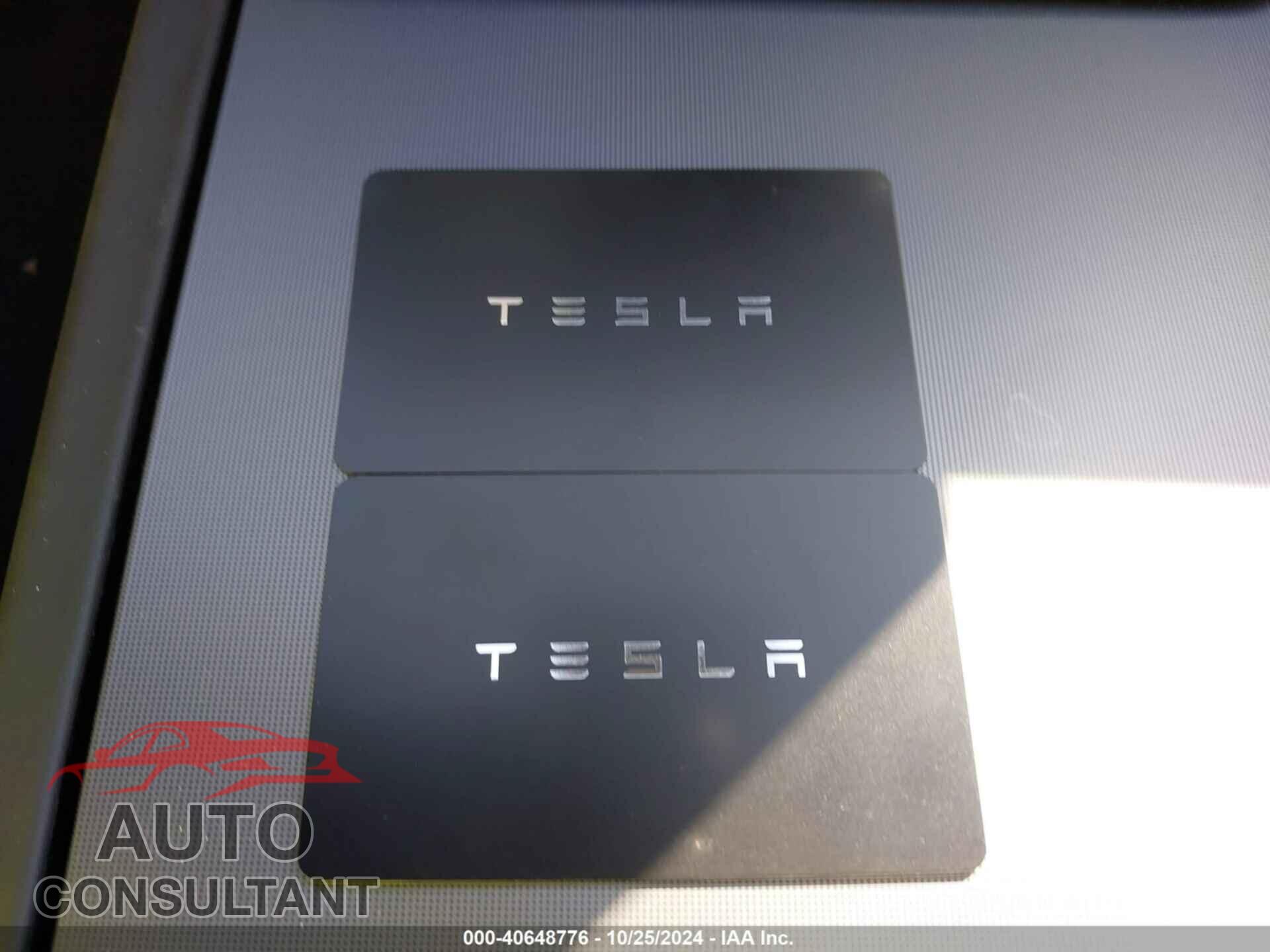 TESLA MODEL 3 2024 - 5YJ3E1EB4RF807974
