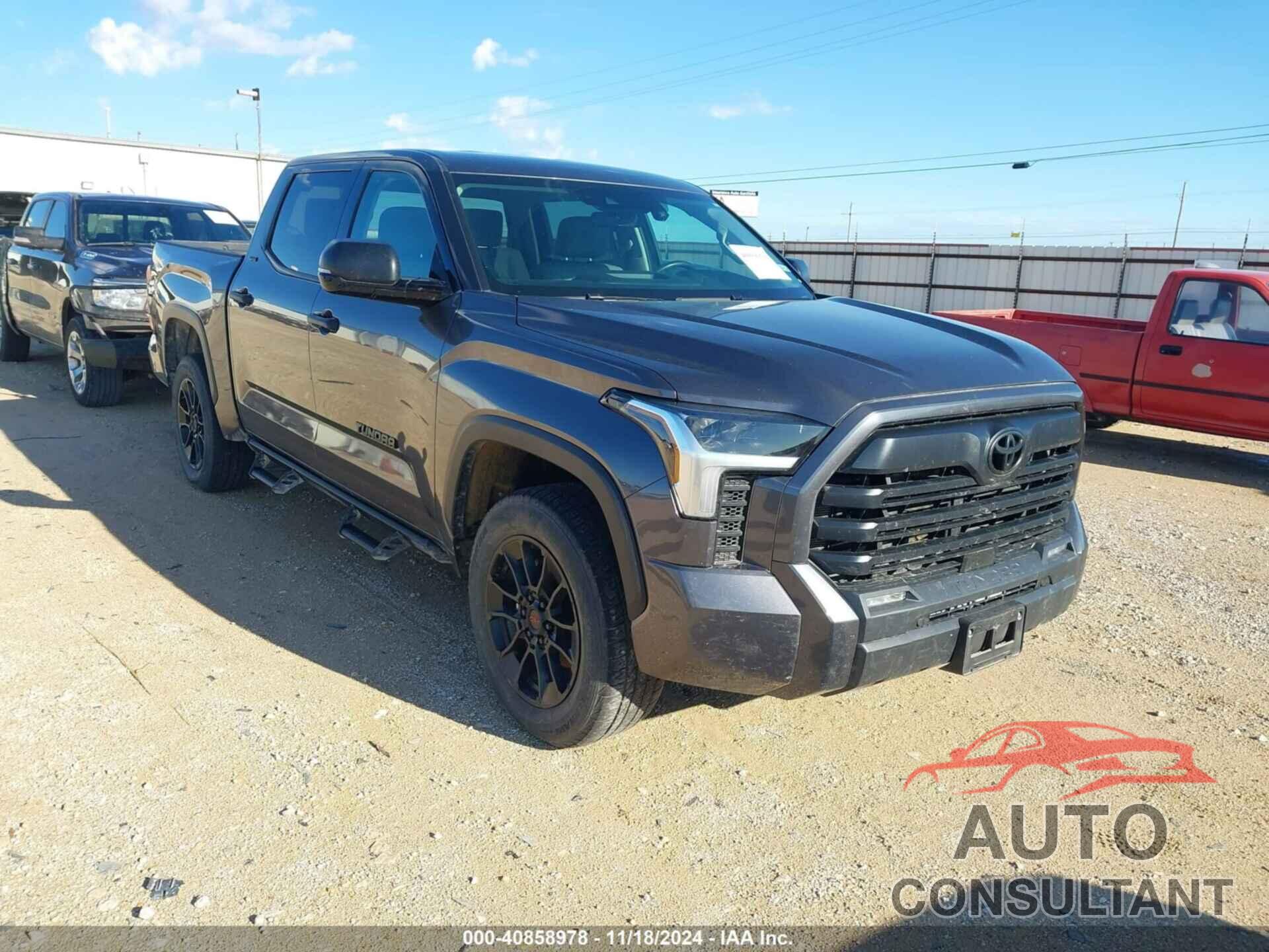 TOYOTA TUNDRA 2023 - 5TFLA5DB3PX085985