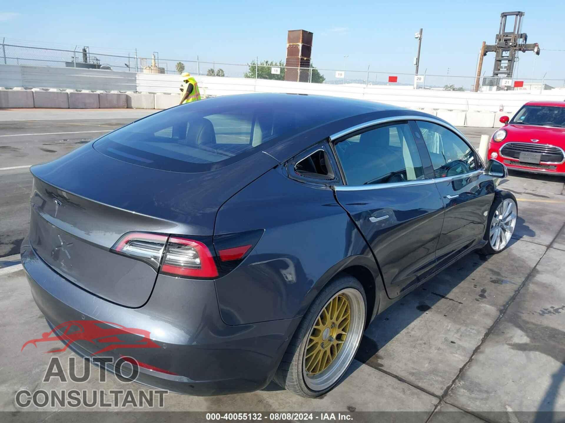 TESLA MODEL 3 2018 - 5YJ3E1EA8JF006007