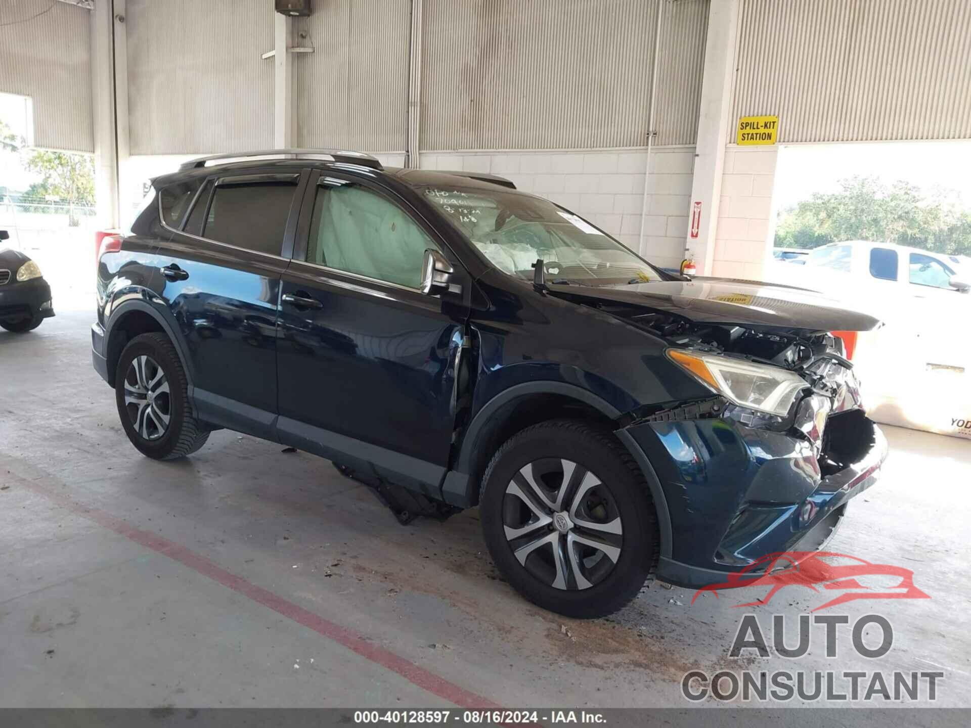 TOYOTA RAV4 2018 - 2T3ZFREV0JW466605