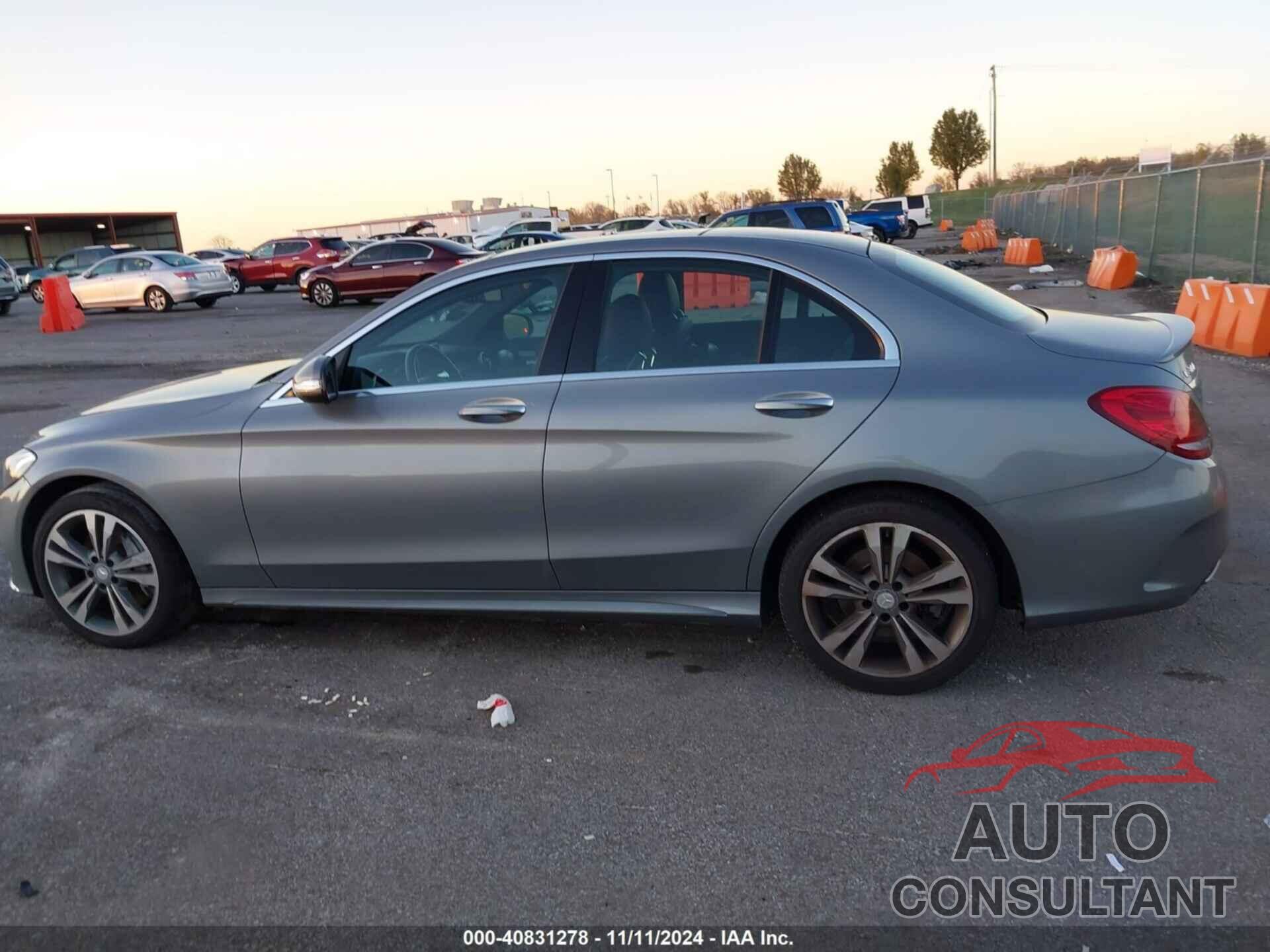 MERCEDES-BENZ C 300 2015 - 55SWF4KB1FU063339
