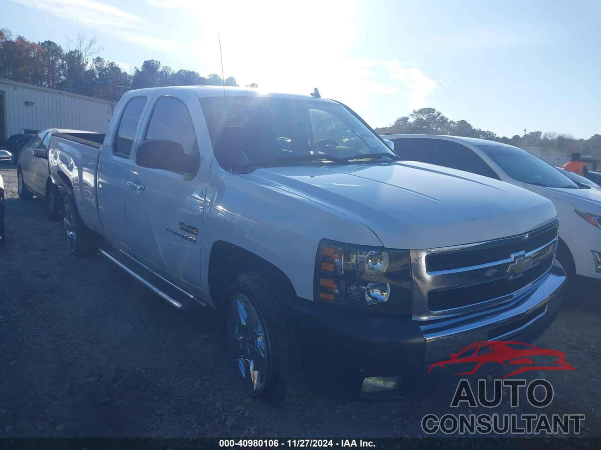 CHEVROLET SILVERADO 1500 2011 - 1GCRCSE07BZ391231