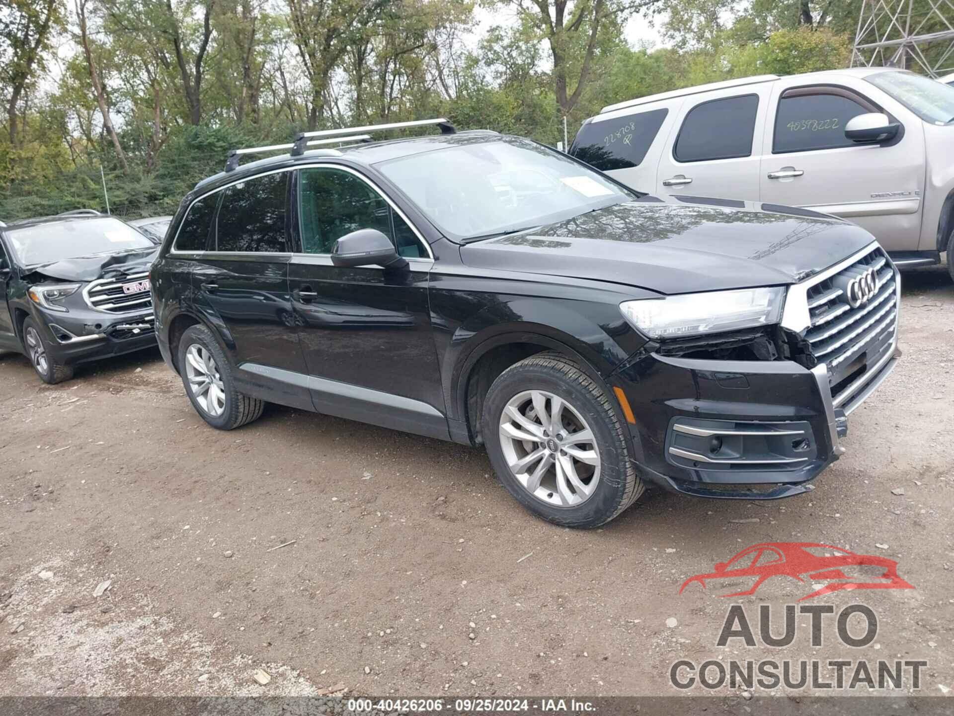 AUDI Q7 2019 - WA1LHAF77KD015326