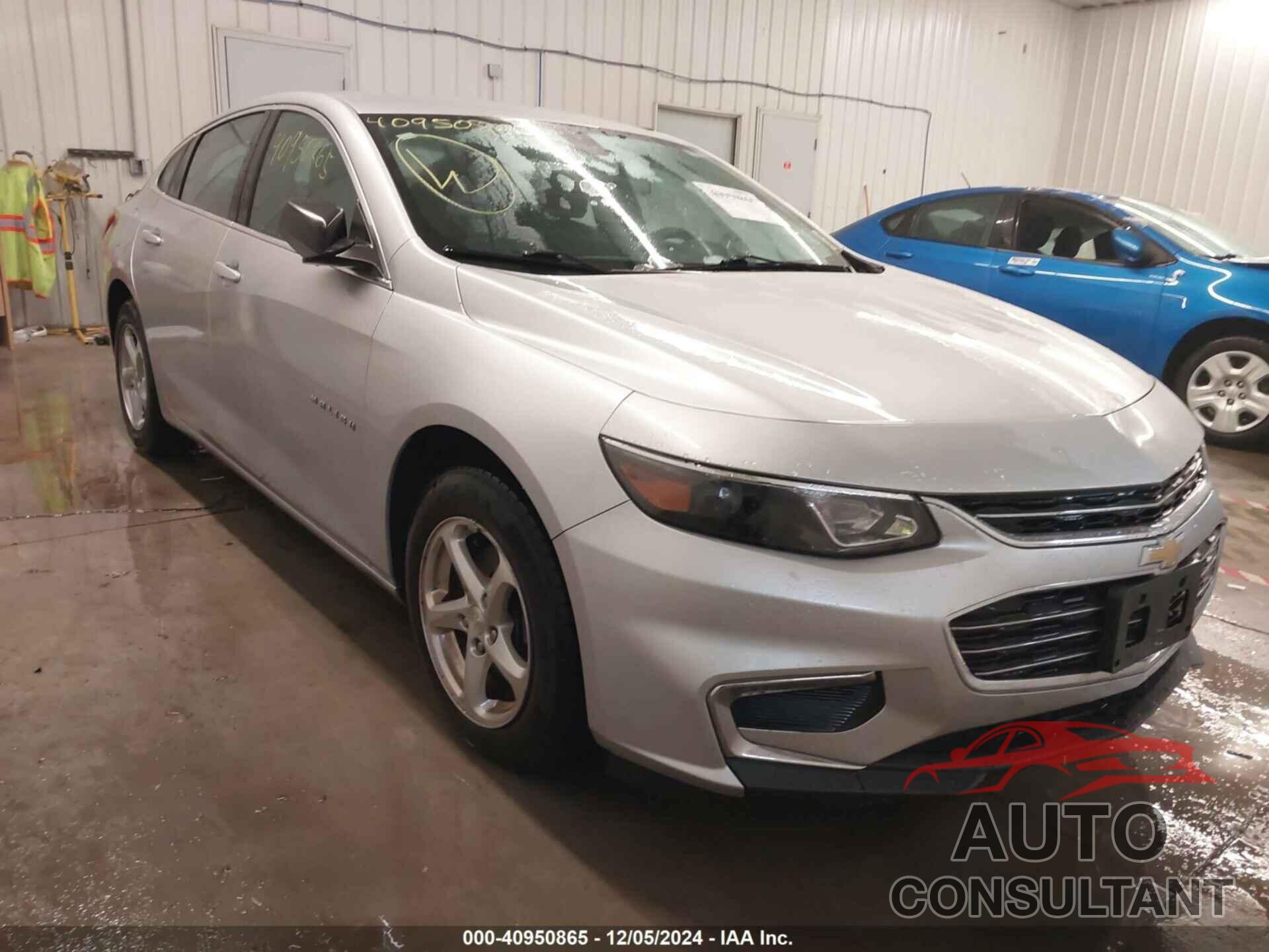 CHEVROLET MALIBU 2018 - 1G1ZB5ST5JF149470